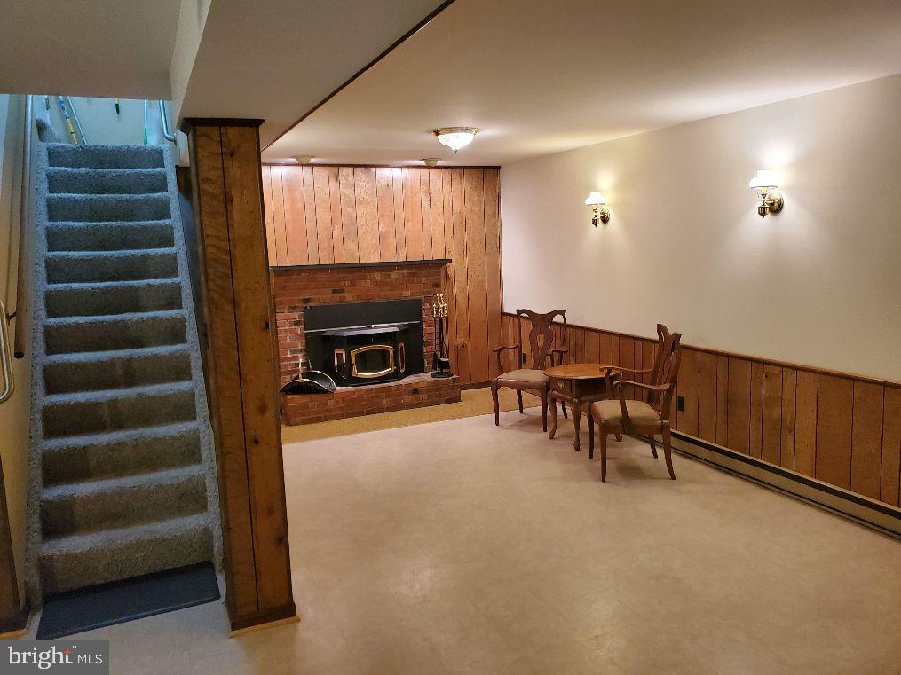 COLUMBIA PARK - Residential