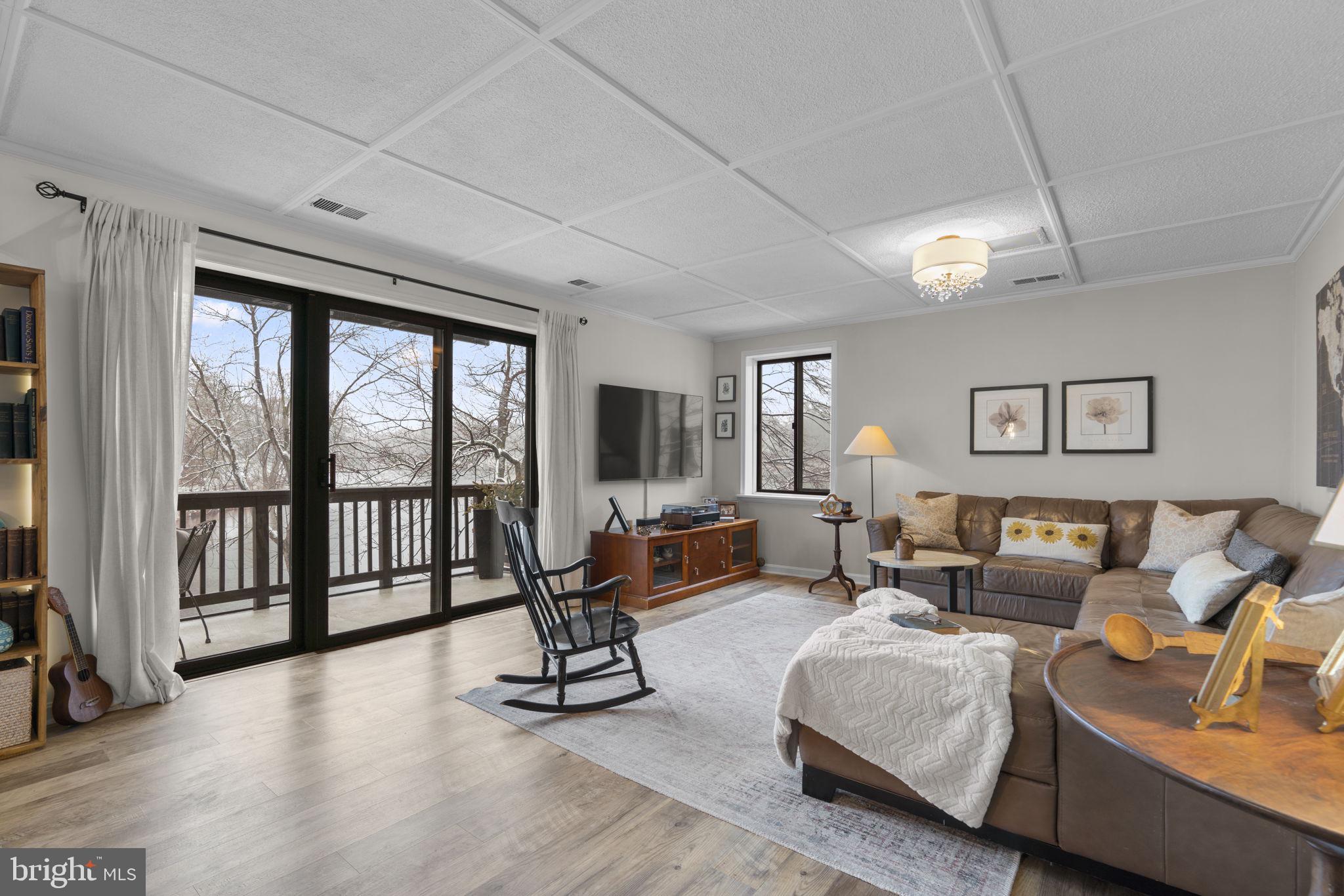 THE COVE - Residential