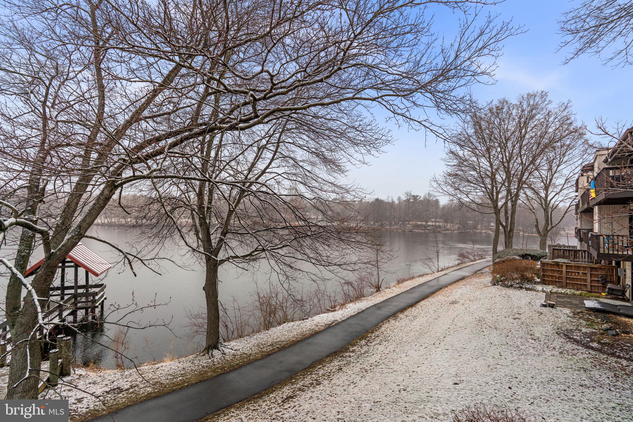 THE COVE - Residential