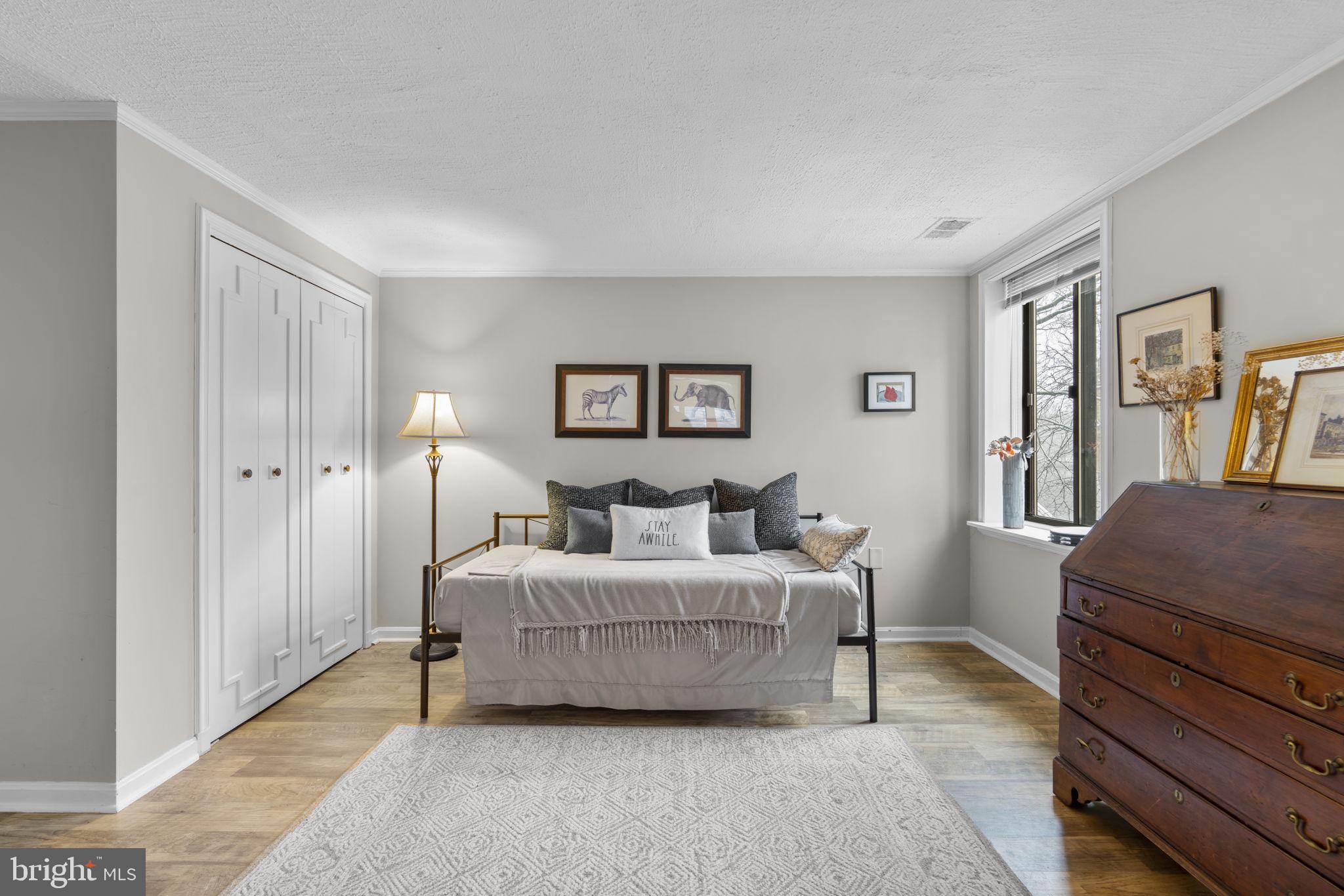 THE COVE - Residential