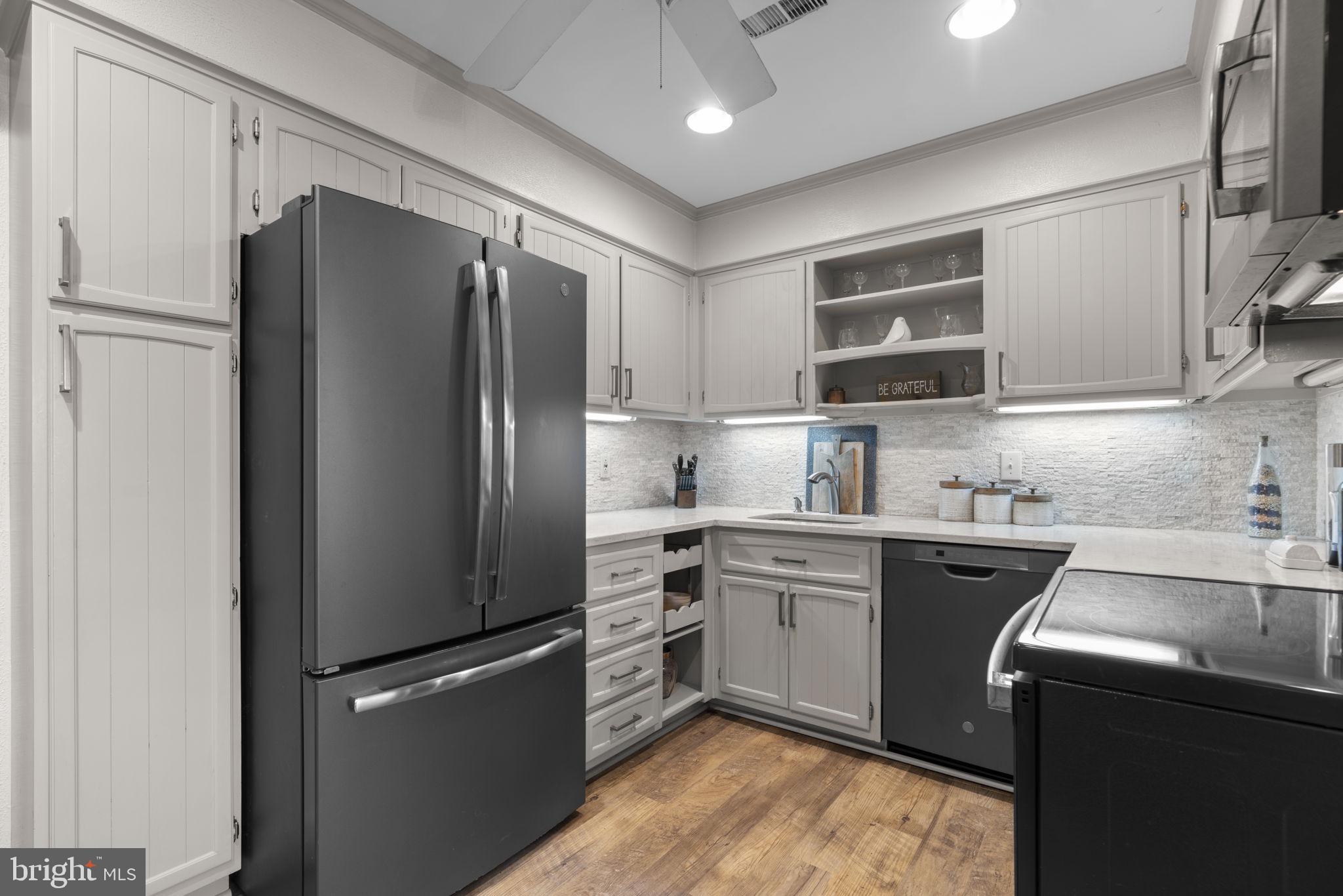 10077 WINDSTREAM DRIVE 4