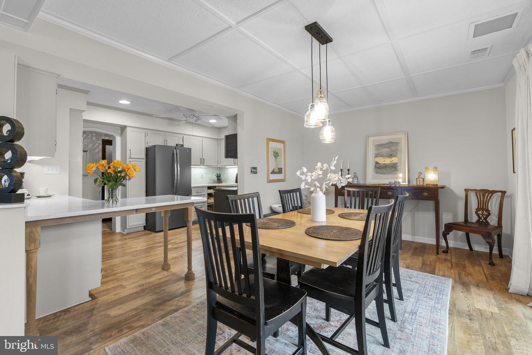 THE COVE - Residential