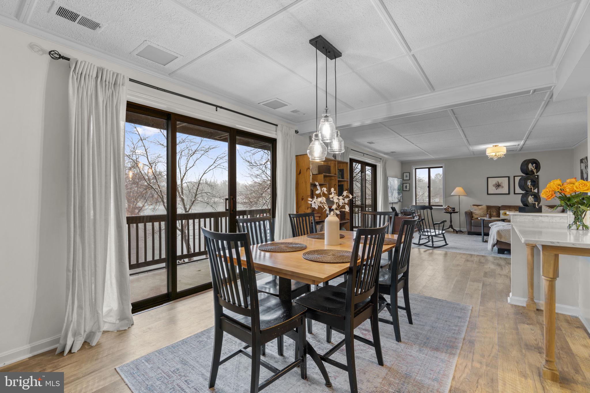 THE COVE - Residential