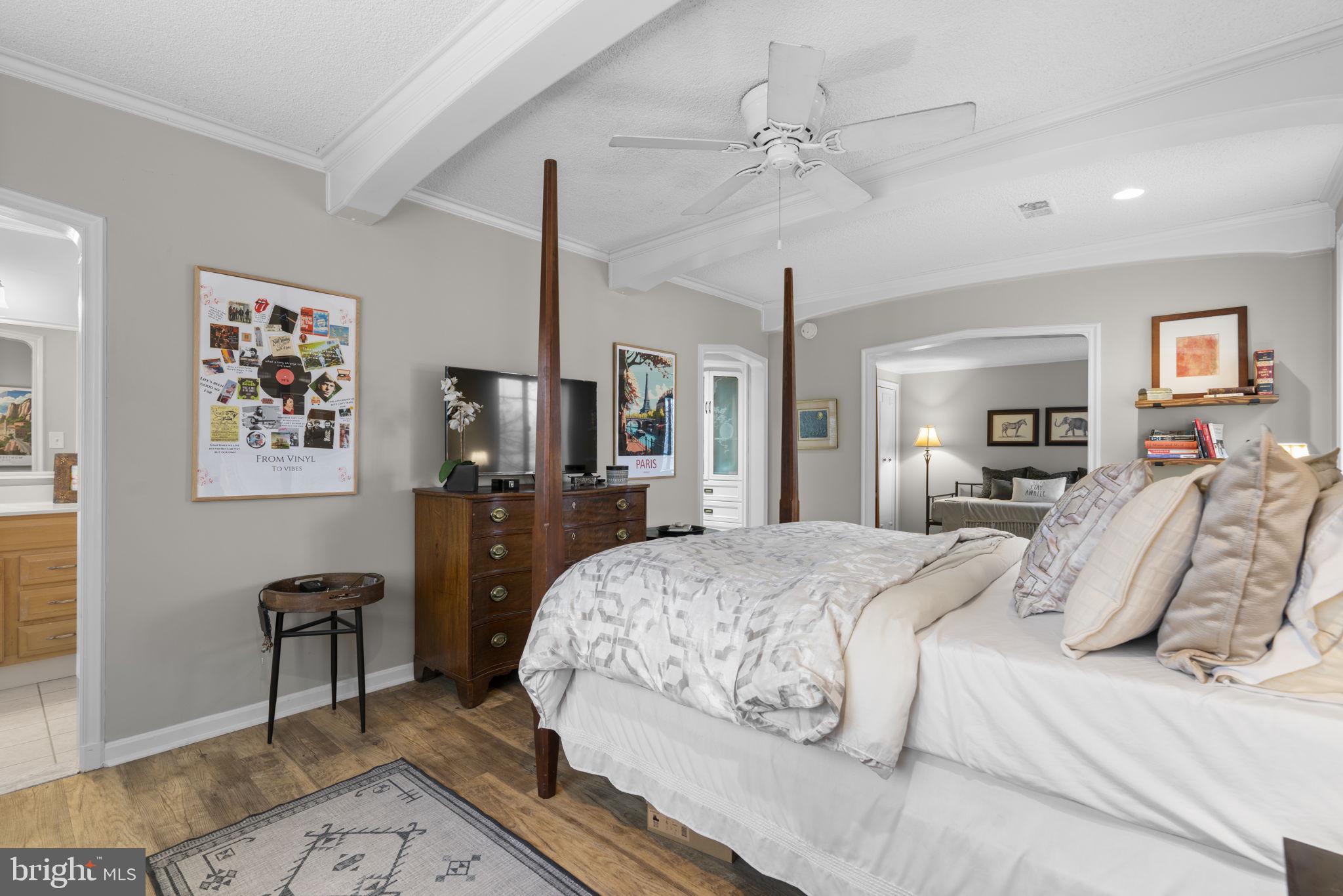 THE COVE - Residential