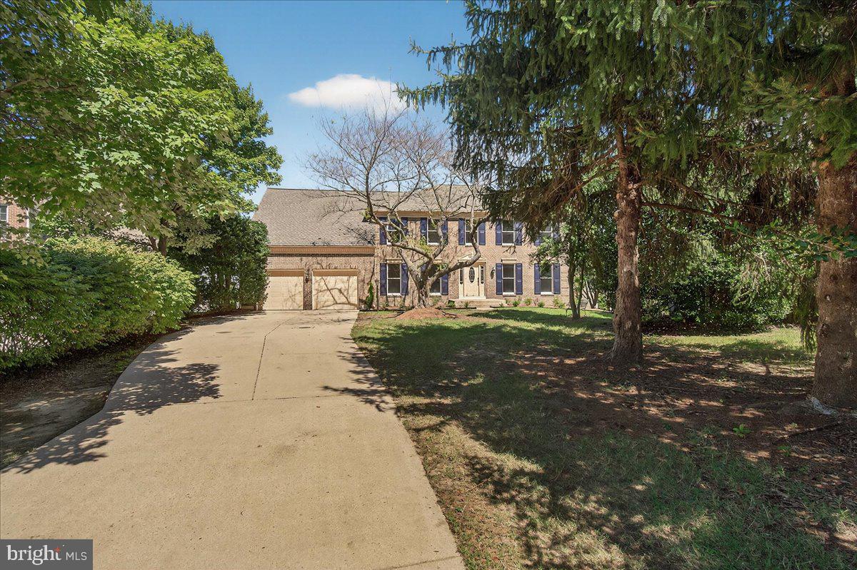 SEVEN OAKS - Residential