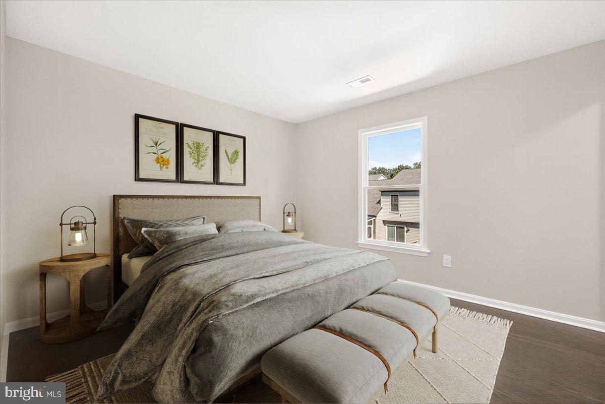 SEVEN OAKS - Residential