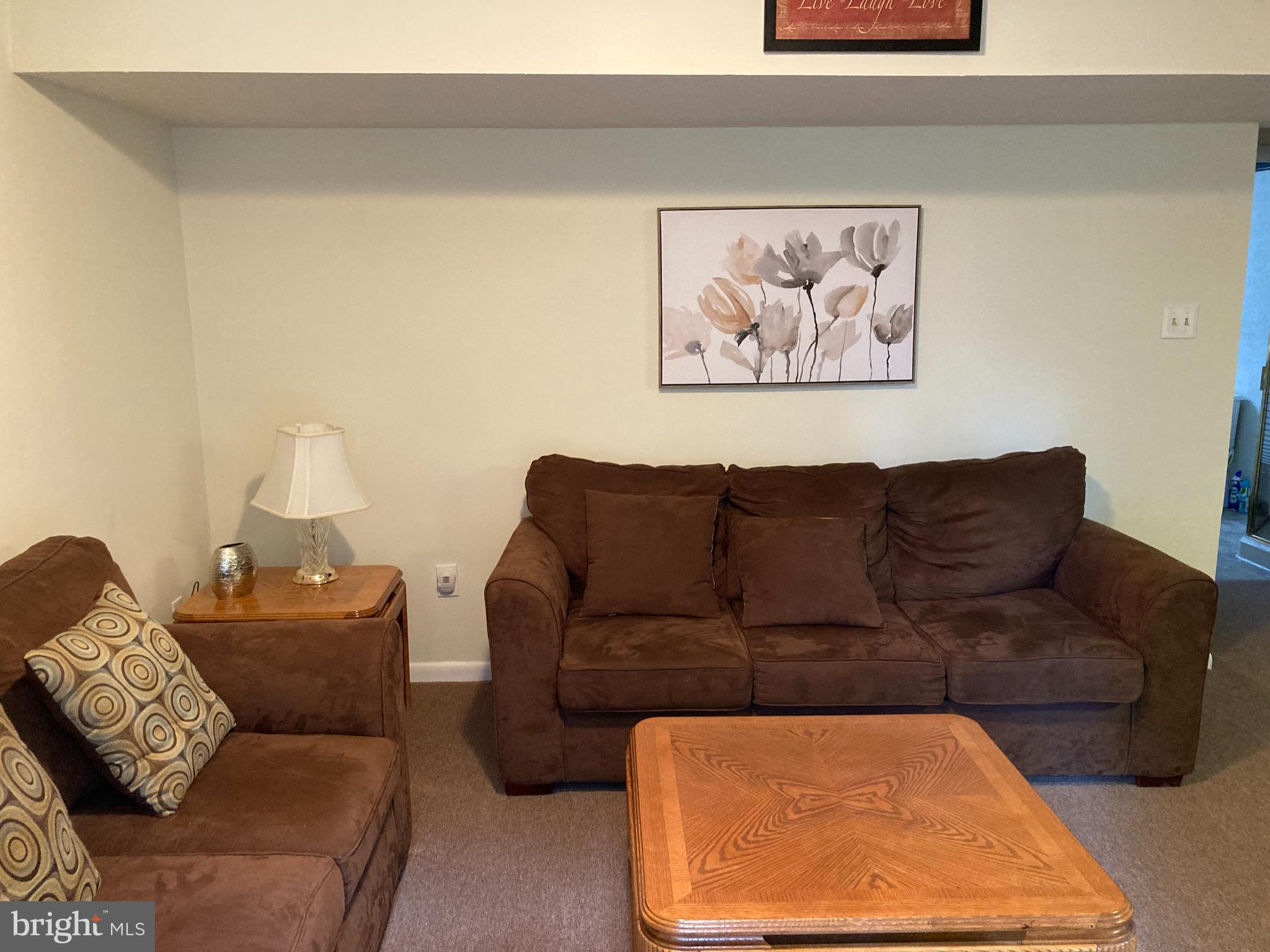 OAKHURST - Residential Lease