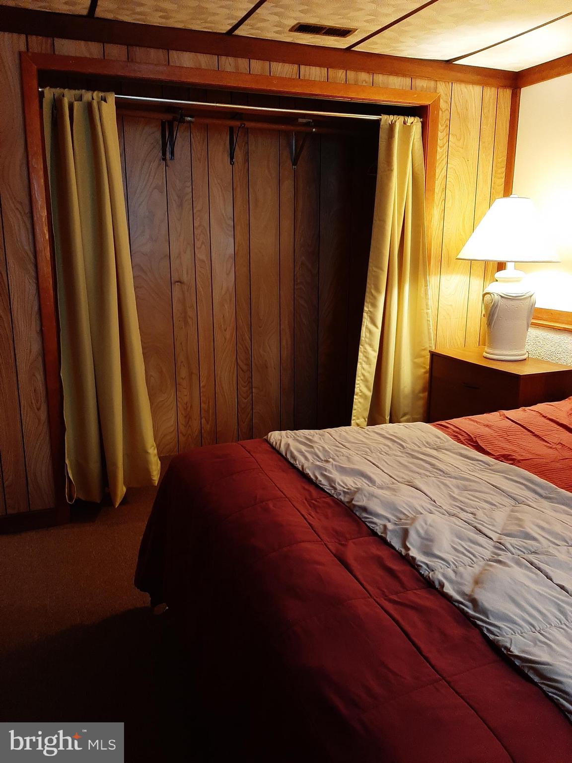 OAKHURST - Residential Lease