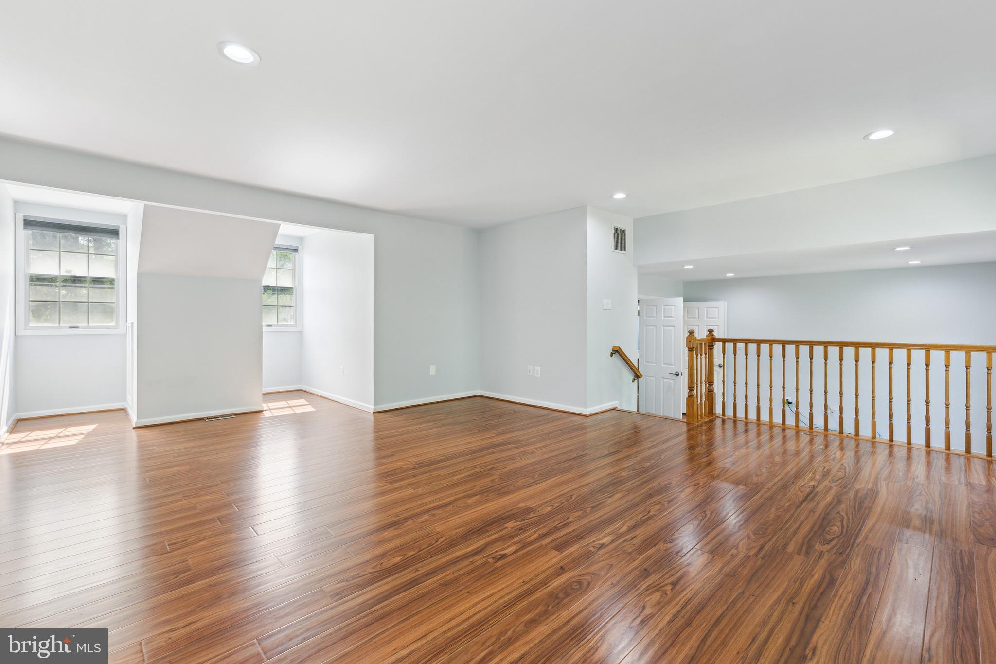 FOX RUN NORTH - Residential