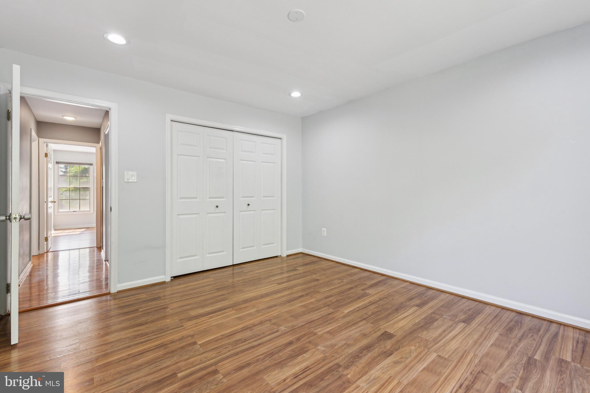 FOX RUN NORTH - Residential