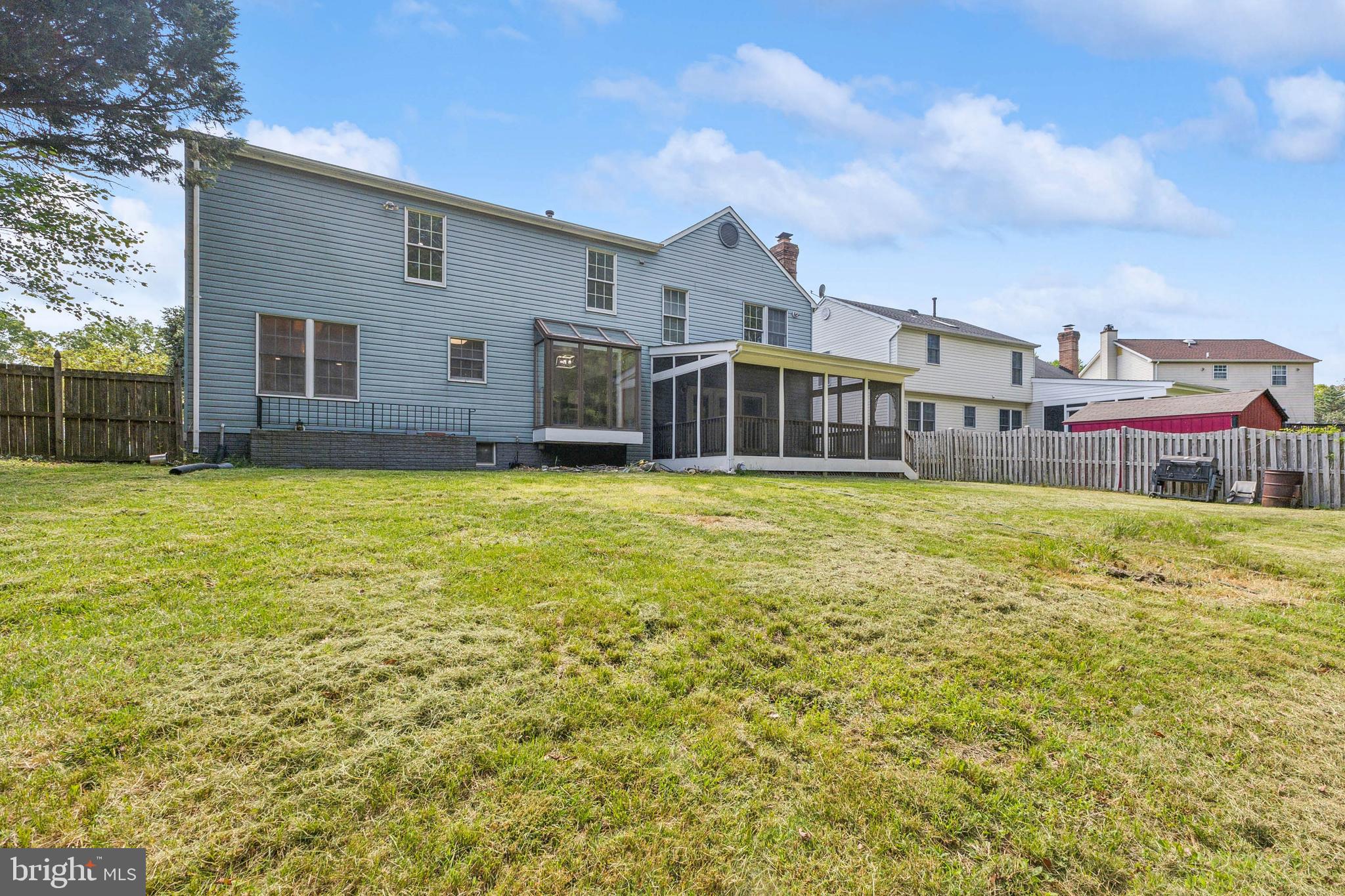 FOX RUN NORTH - Residential