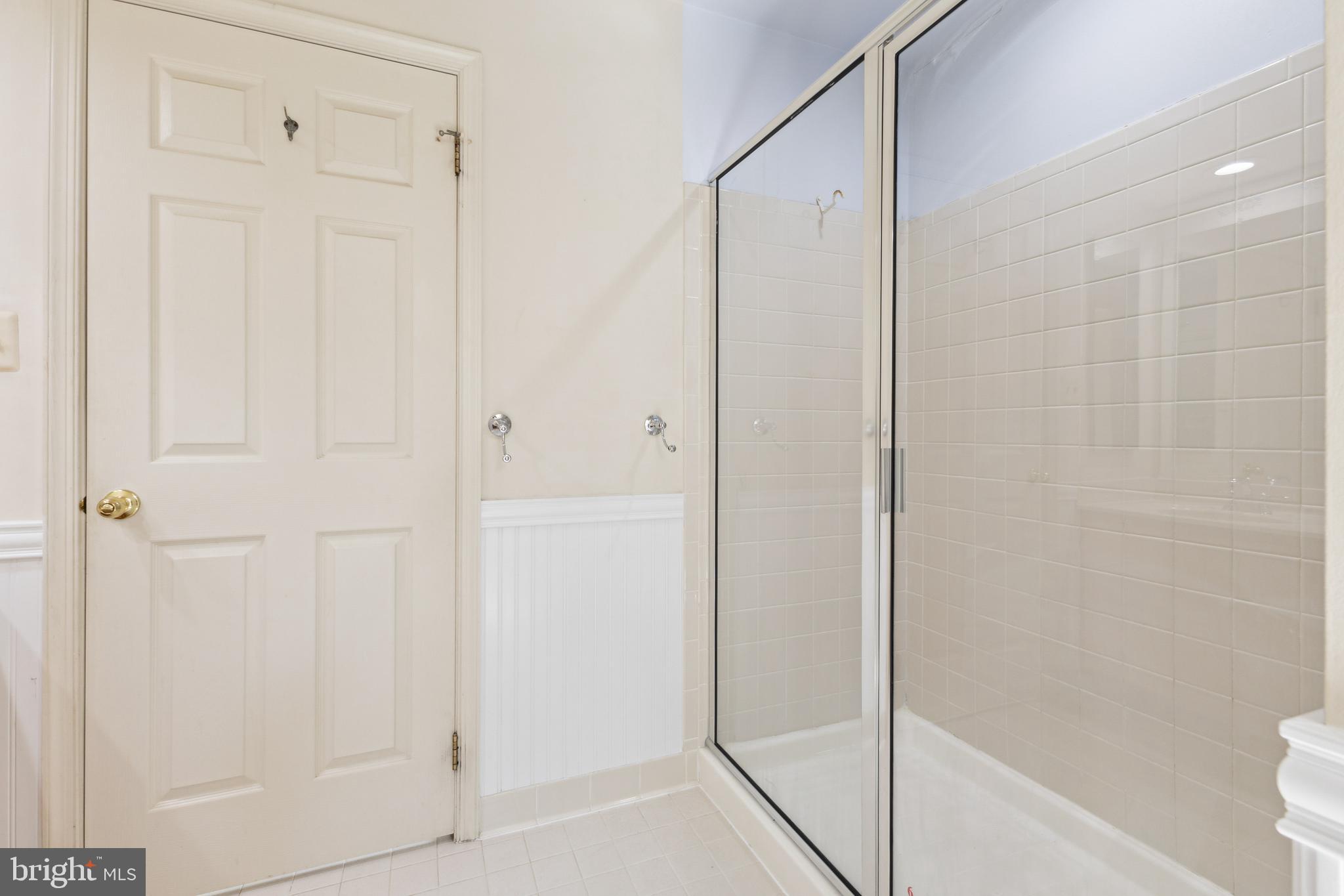 FOX RUN NORTH - Residential