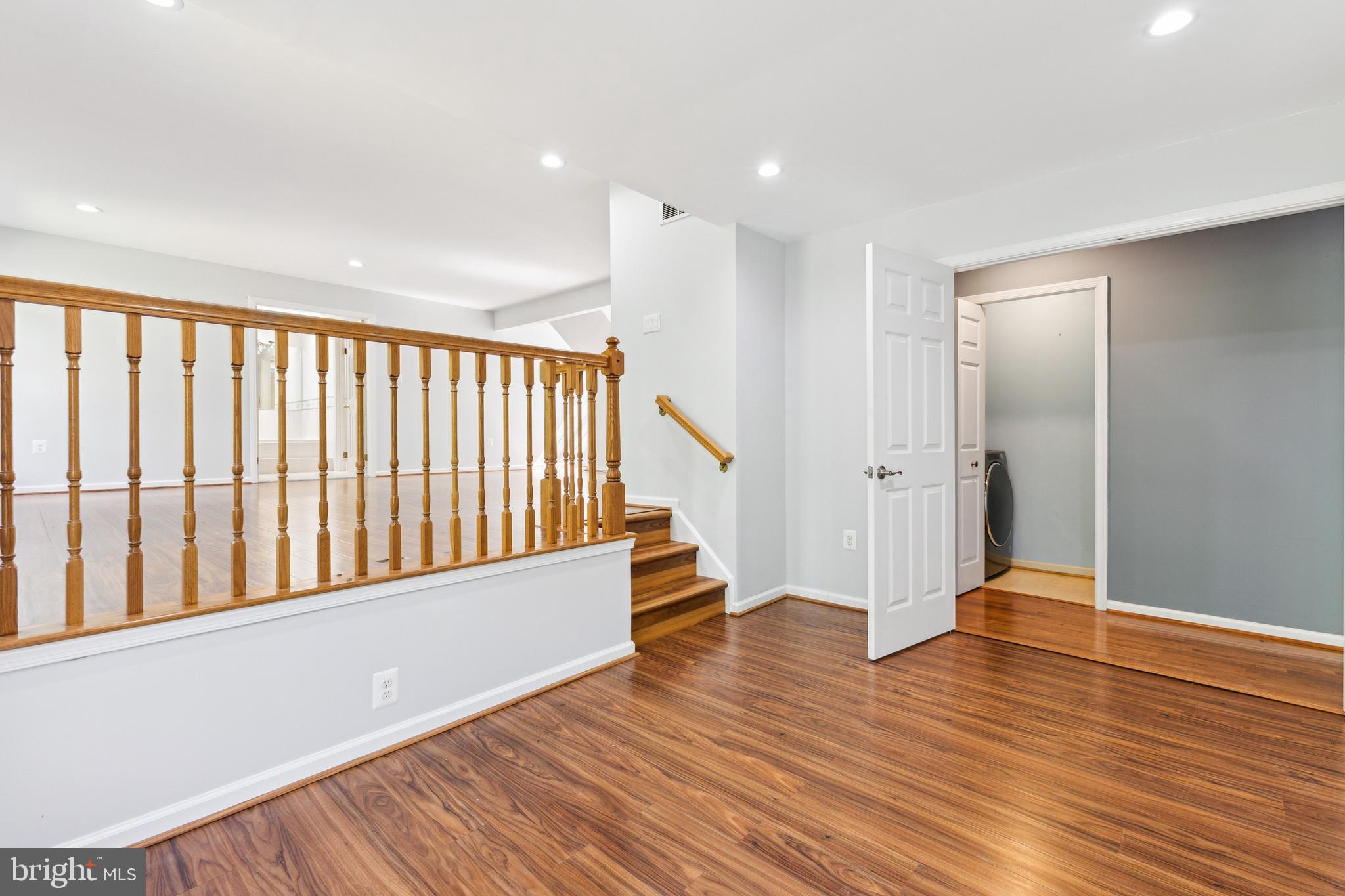 FOX RUN NORTH - Residential