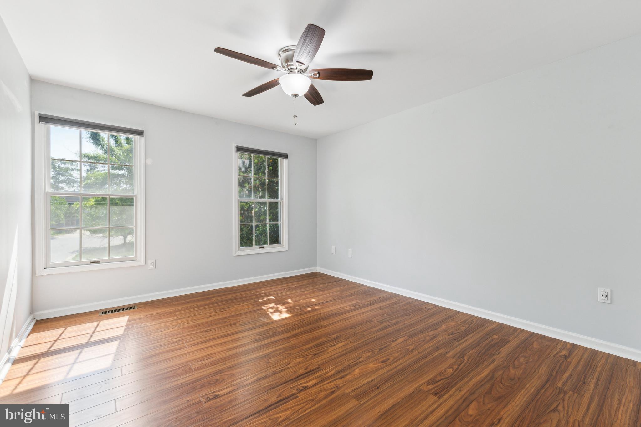 FOX RUN NORTH - Residential