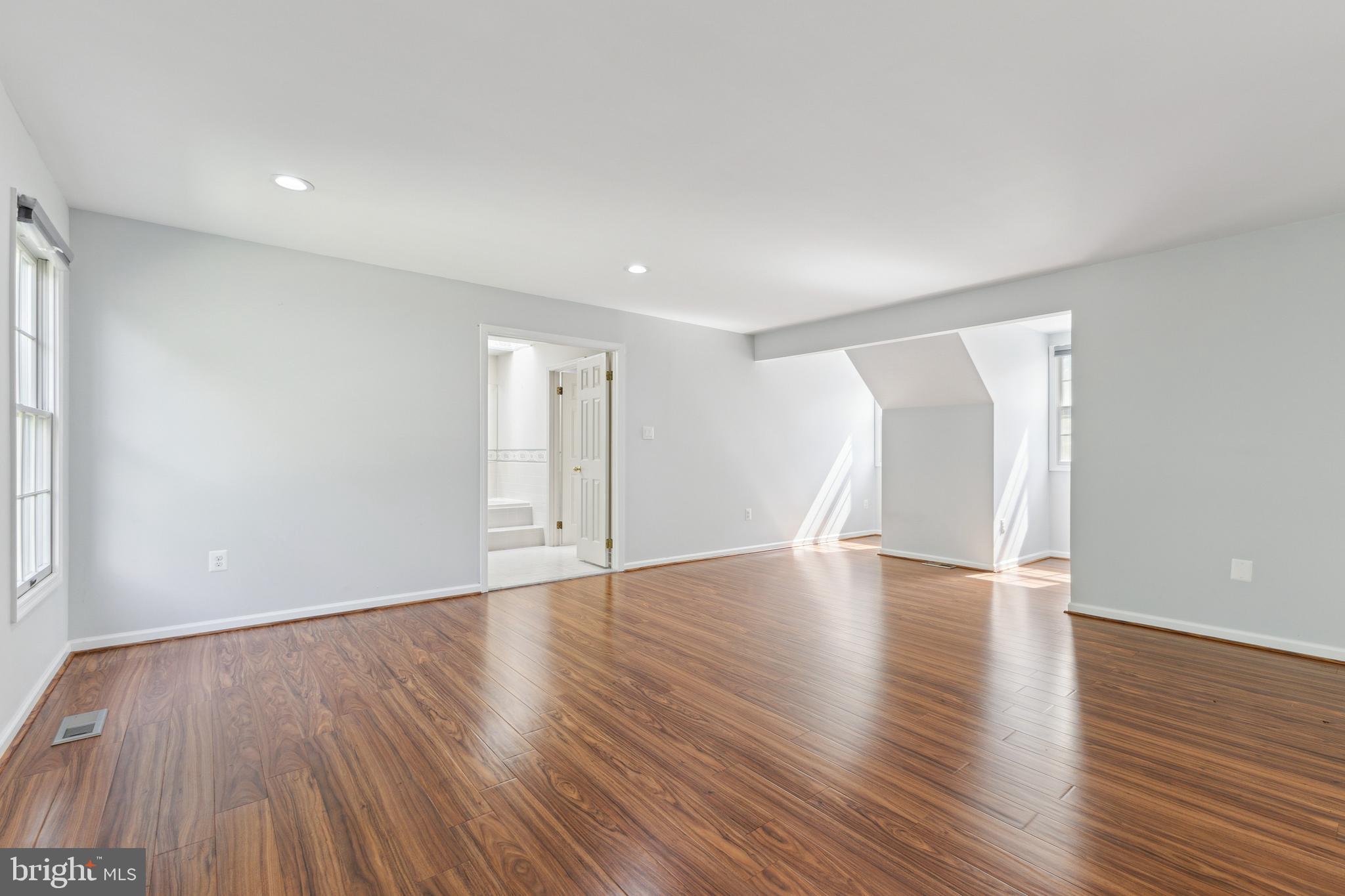 FOX RUN NORTH - Residential