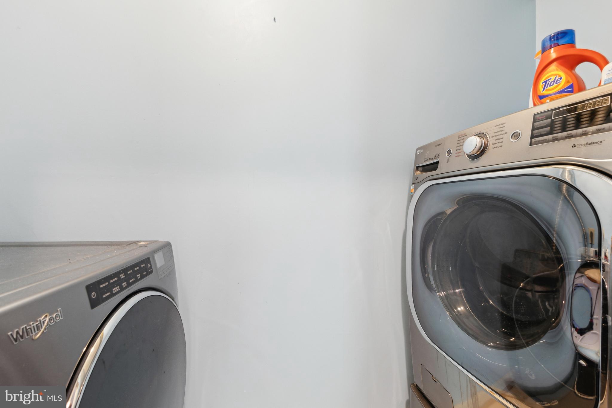 FOX RUN NORTH - Residential