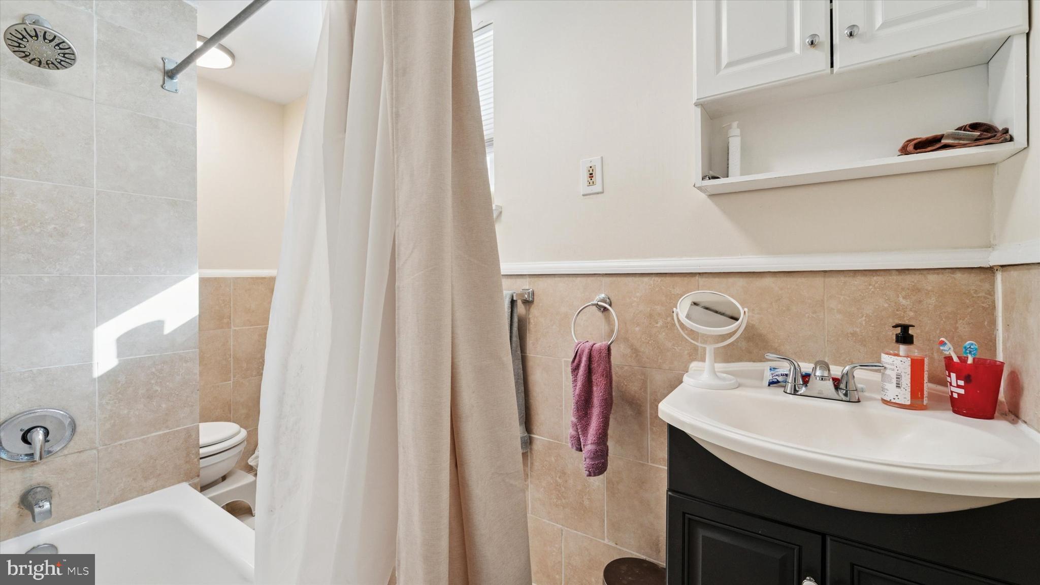 LOWER MOYAMENSING - Residential