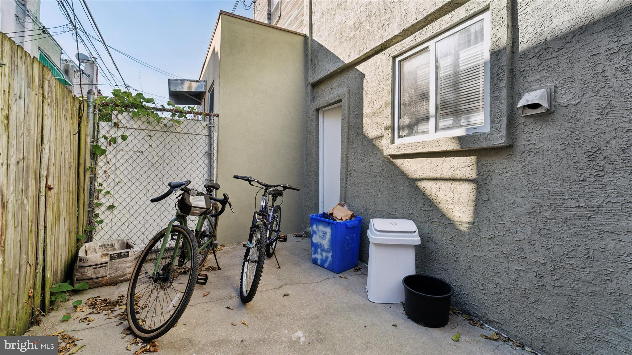 LOWER MOYAMENSING - Residential