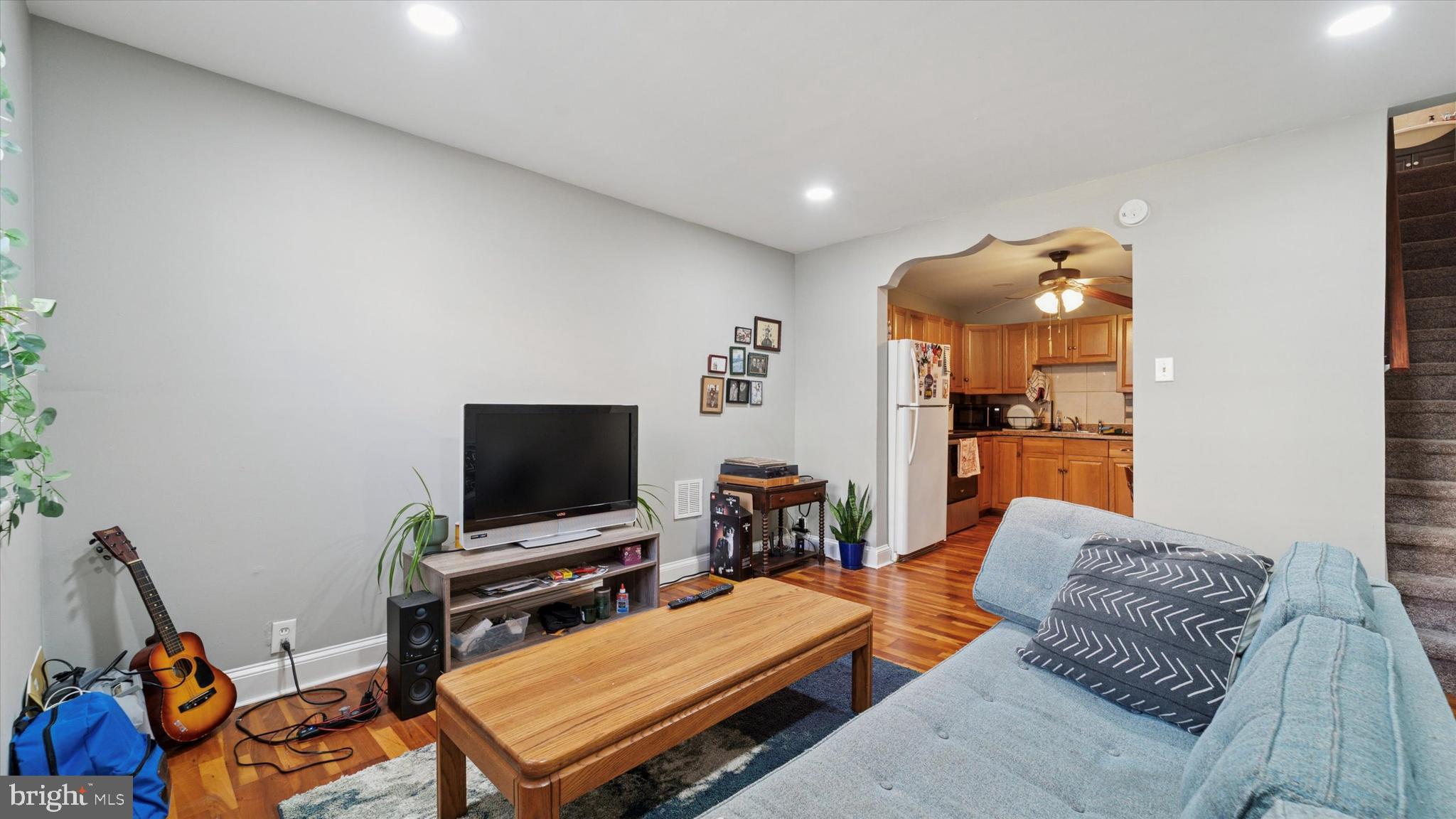 LOWER MOYAMENSING - Residential