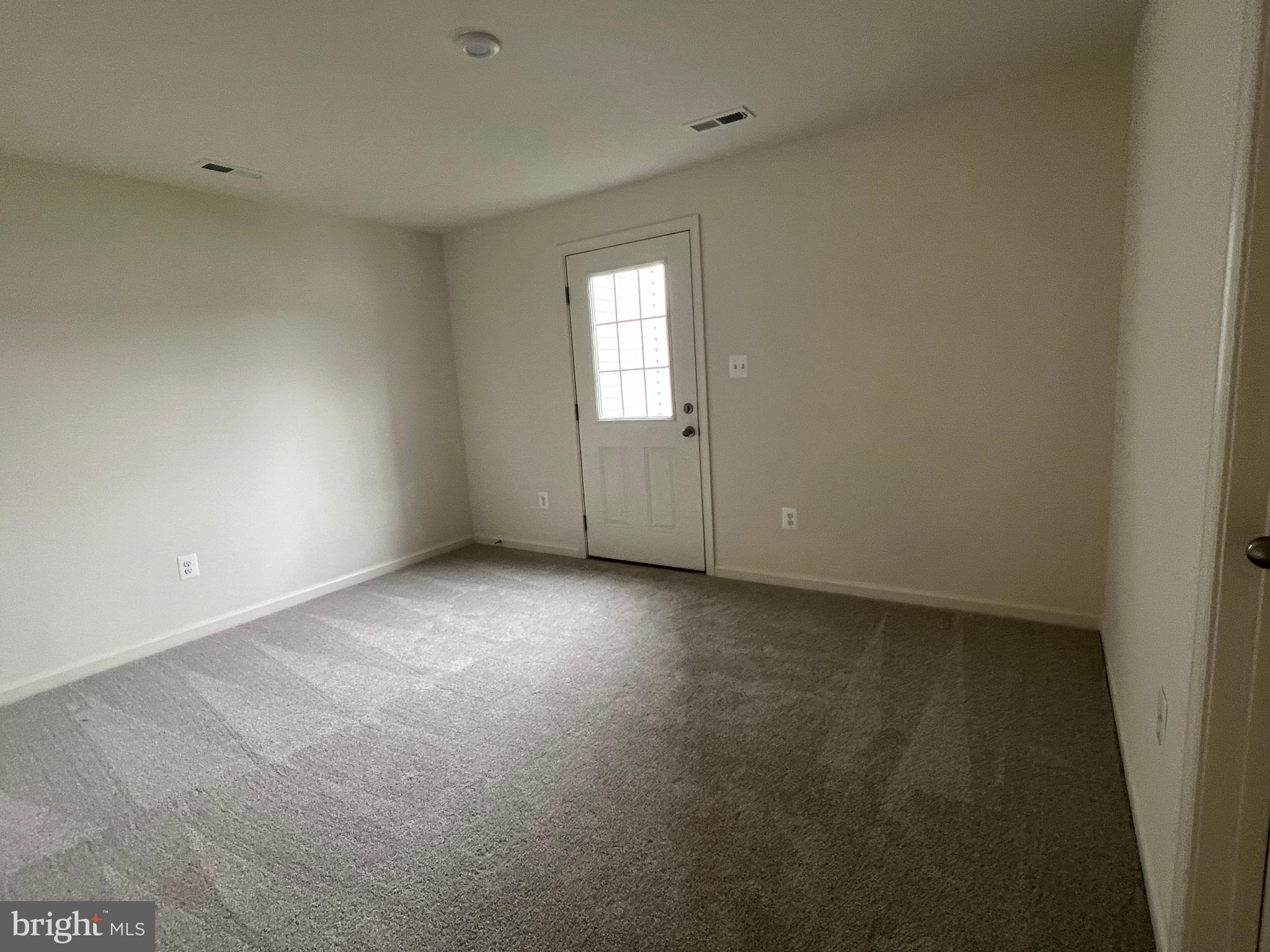 OVERLOOK AT RIVERSIDE TOWNHOMES - Residential Lease