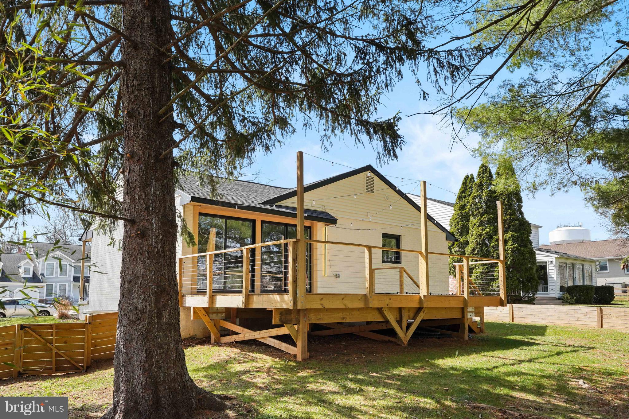 SPRINGDALE - Residential