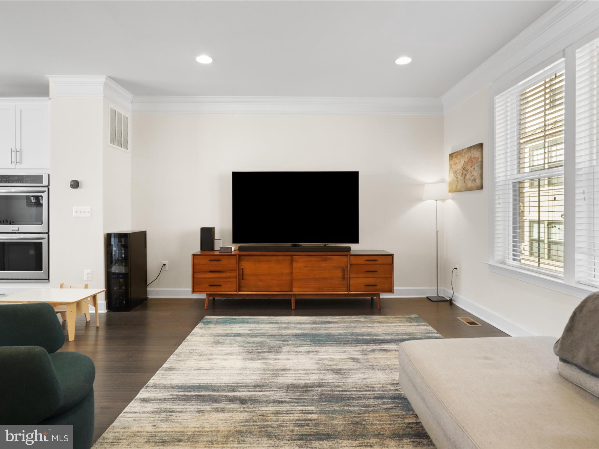 AMBROSE HILLS - Residential Lease