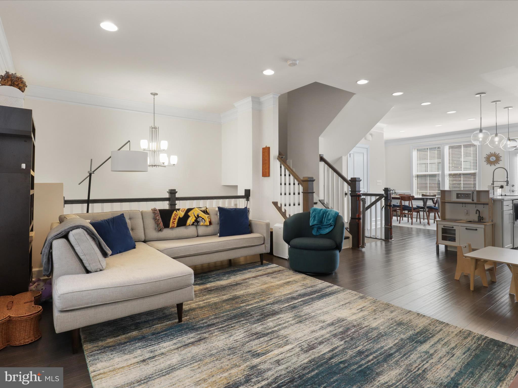 AMBROSE HILLS - Residential Lease