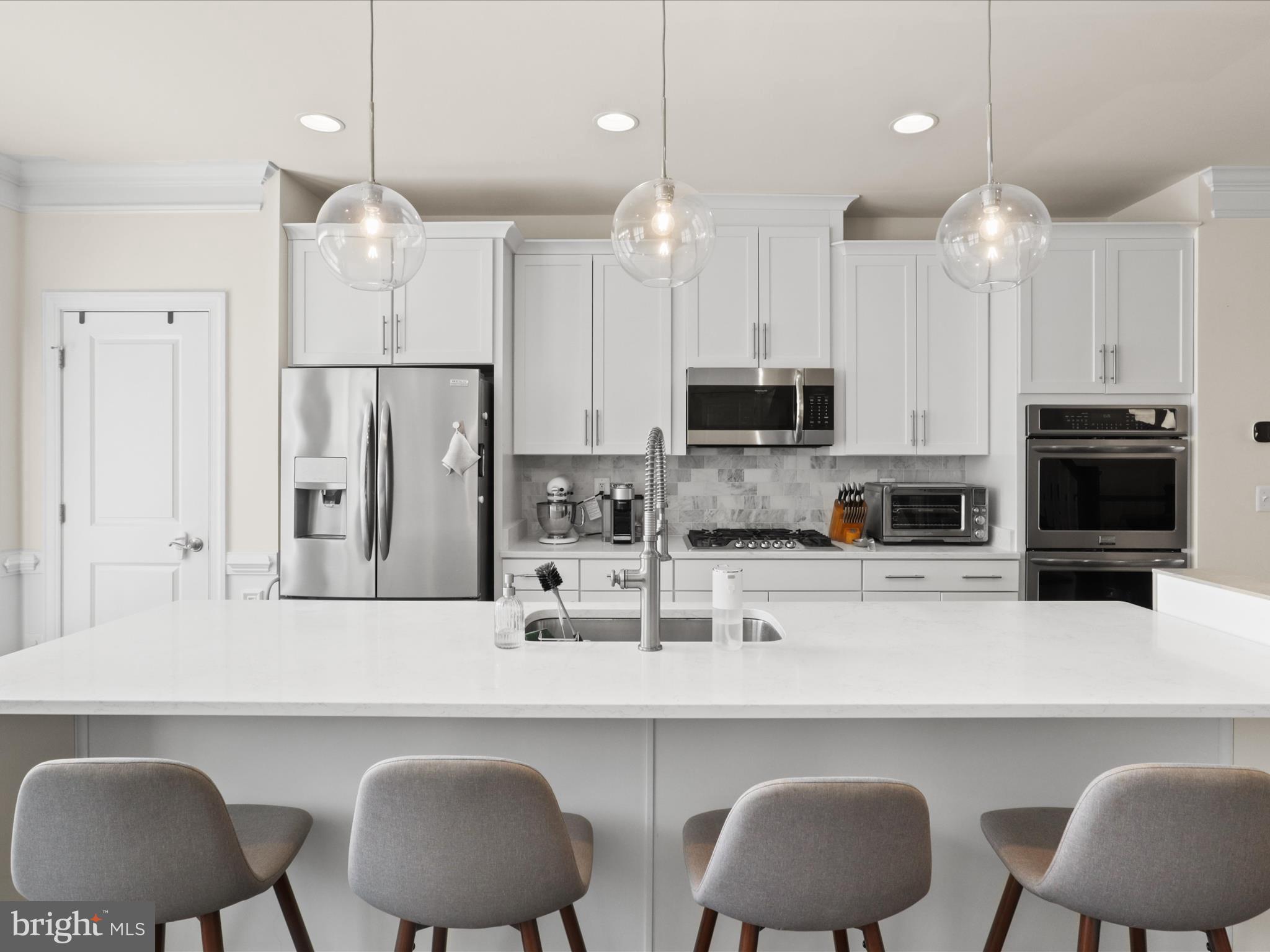 AMBROSE HILLS - Residential Lease