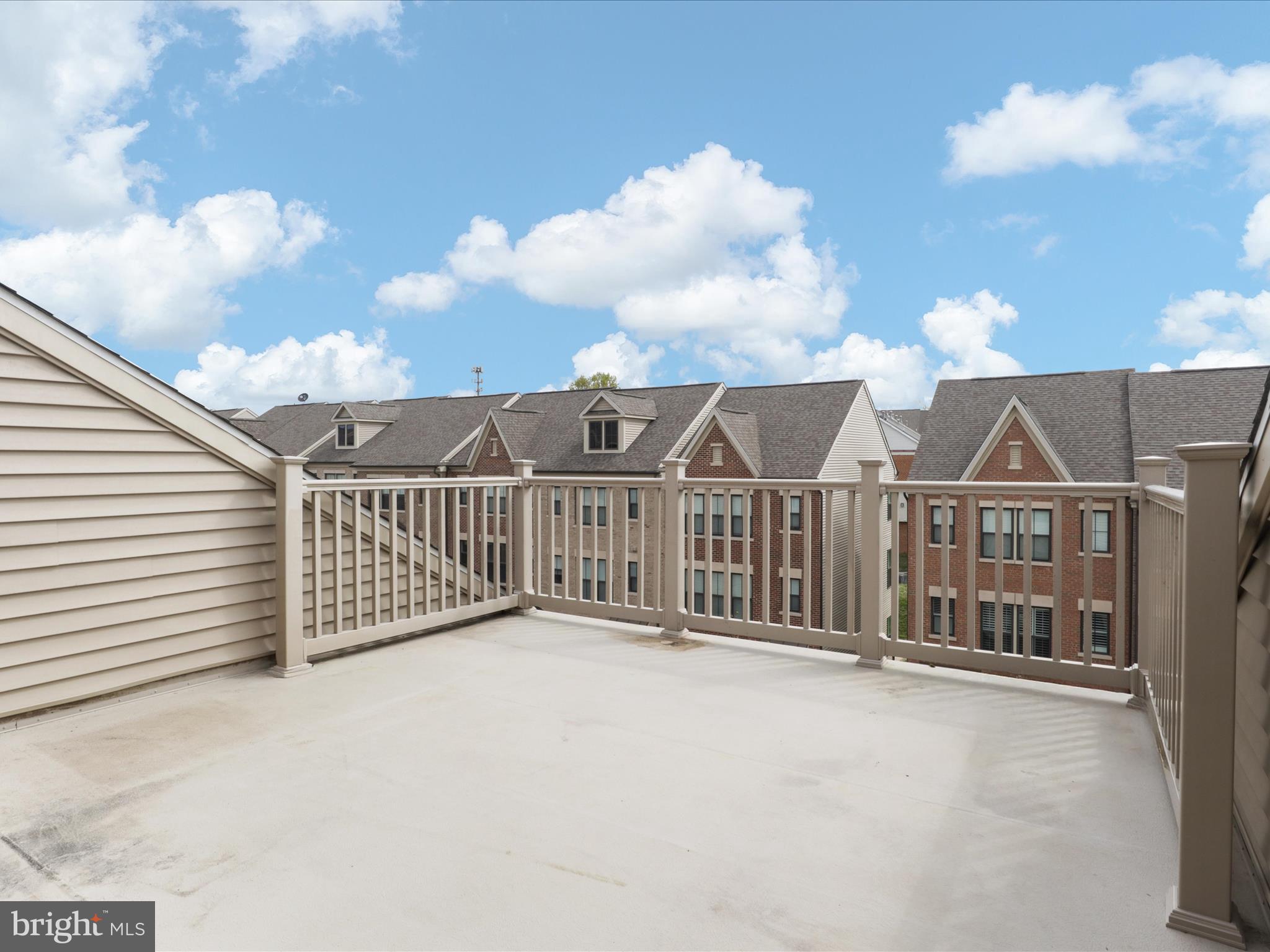 AMBROSE HILLS - Residential Lease