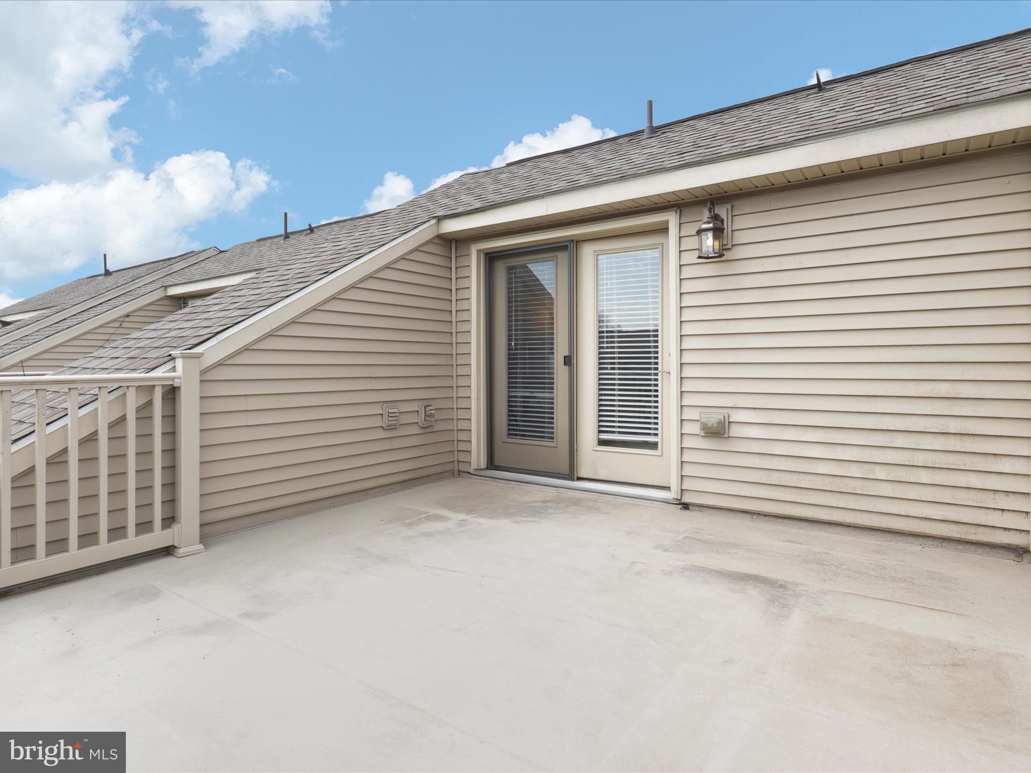 AMBROSE HILLS - Residential Lease