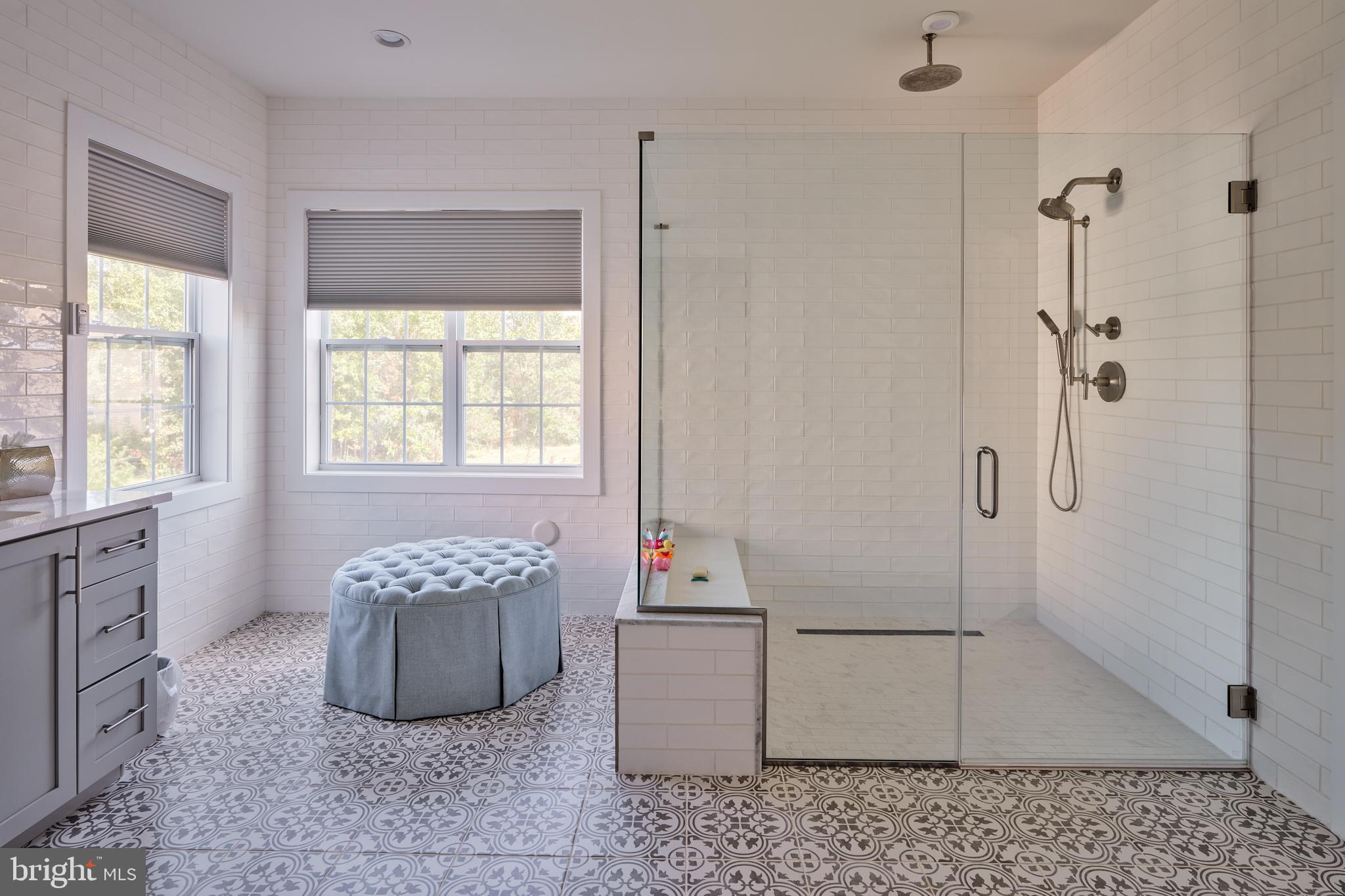 FENTONS CORNER - Residential