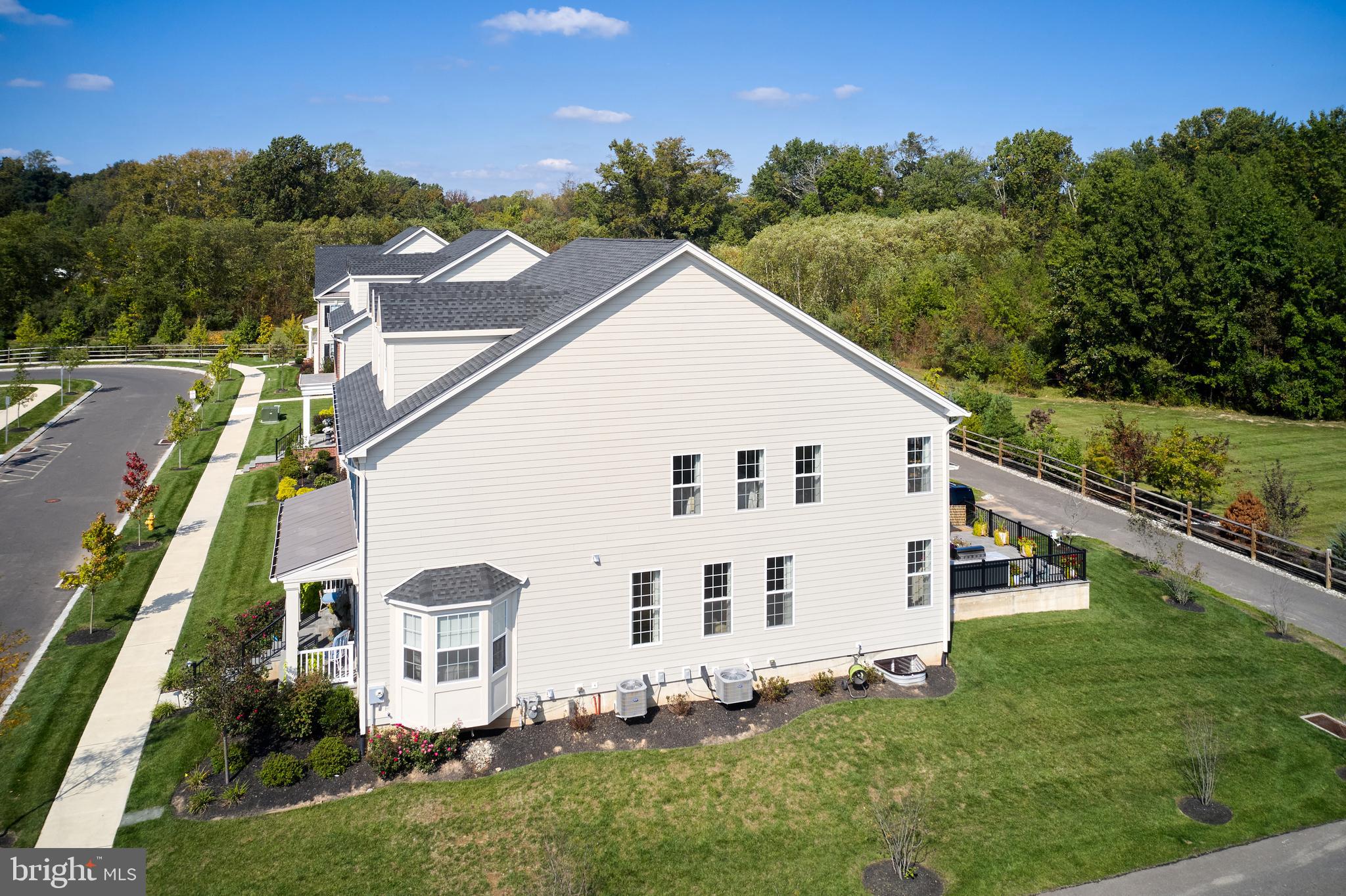 FENTONS CORNER - Residential