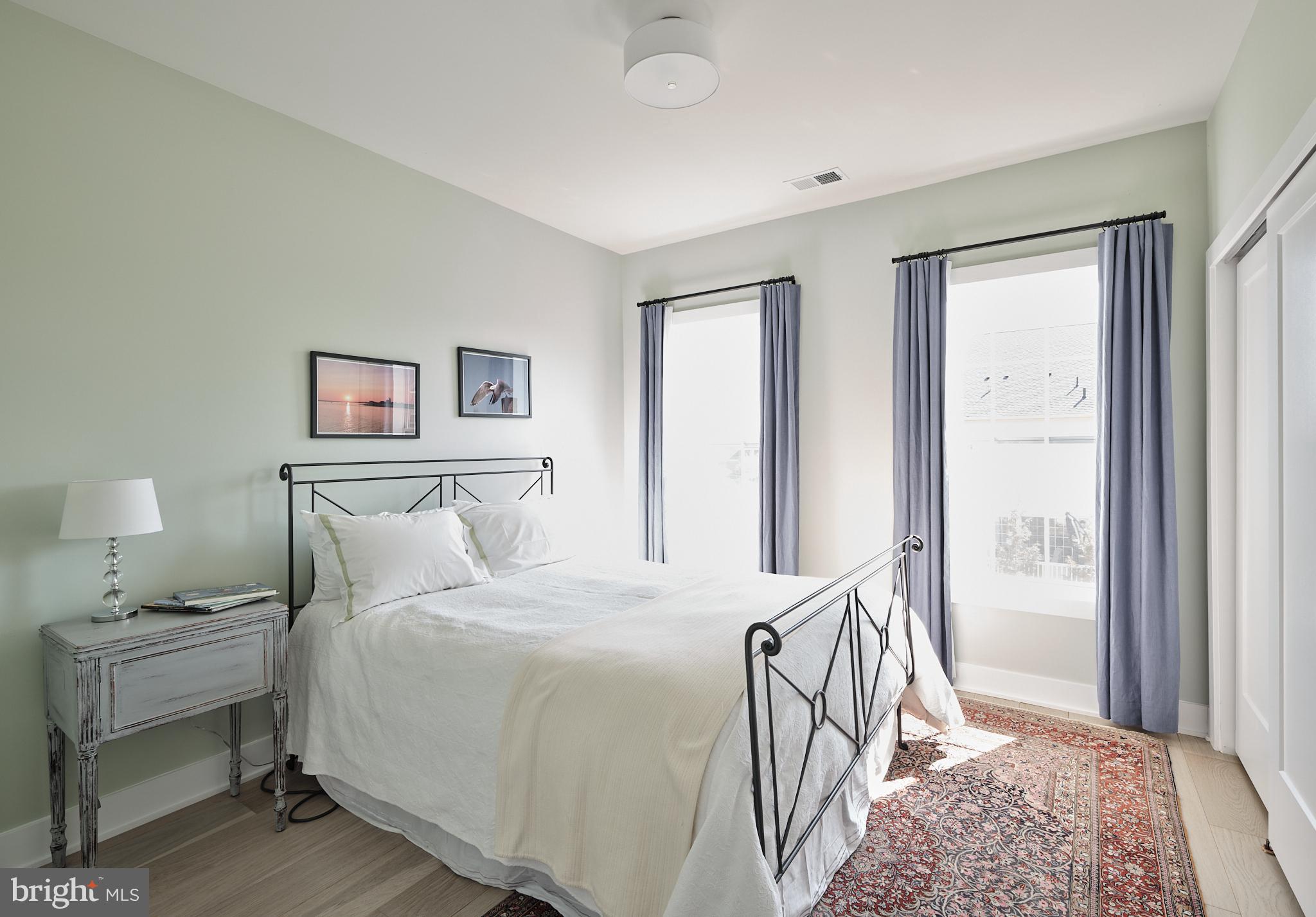 FENTONS CORNER - Residential