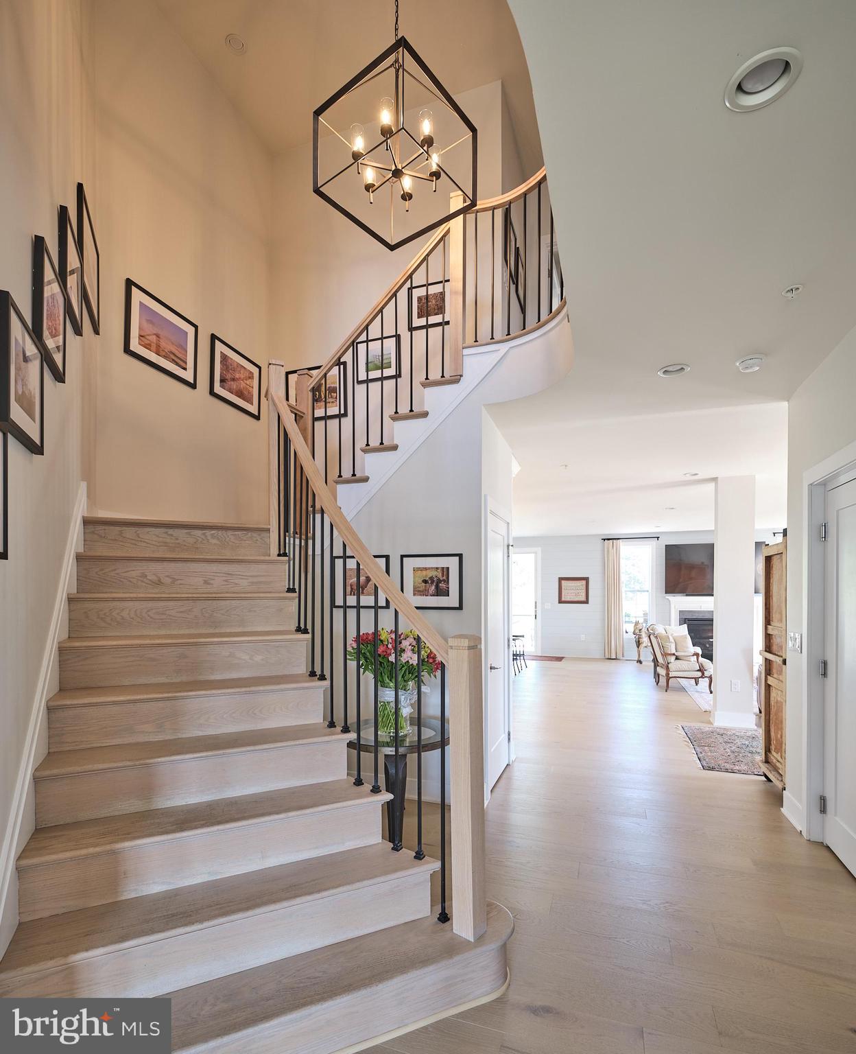 FENTONS CORNER - Residential