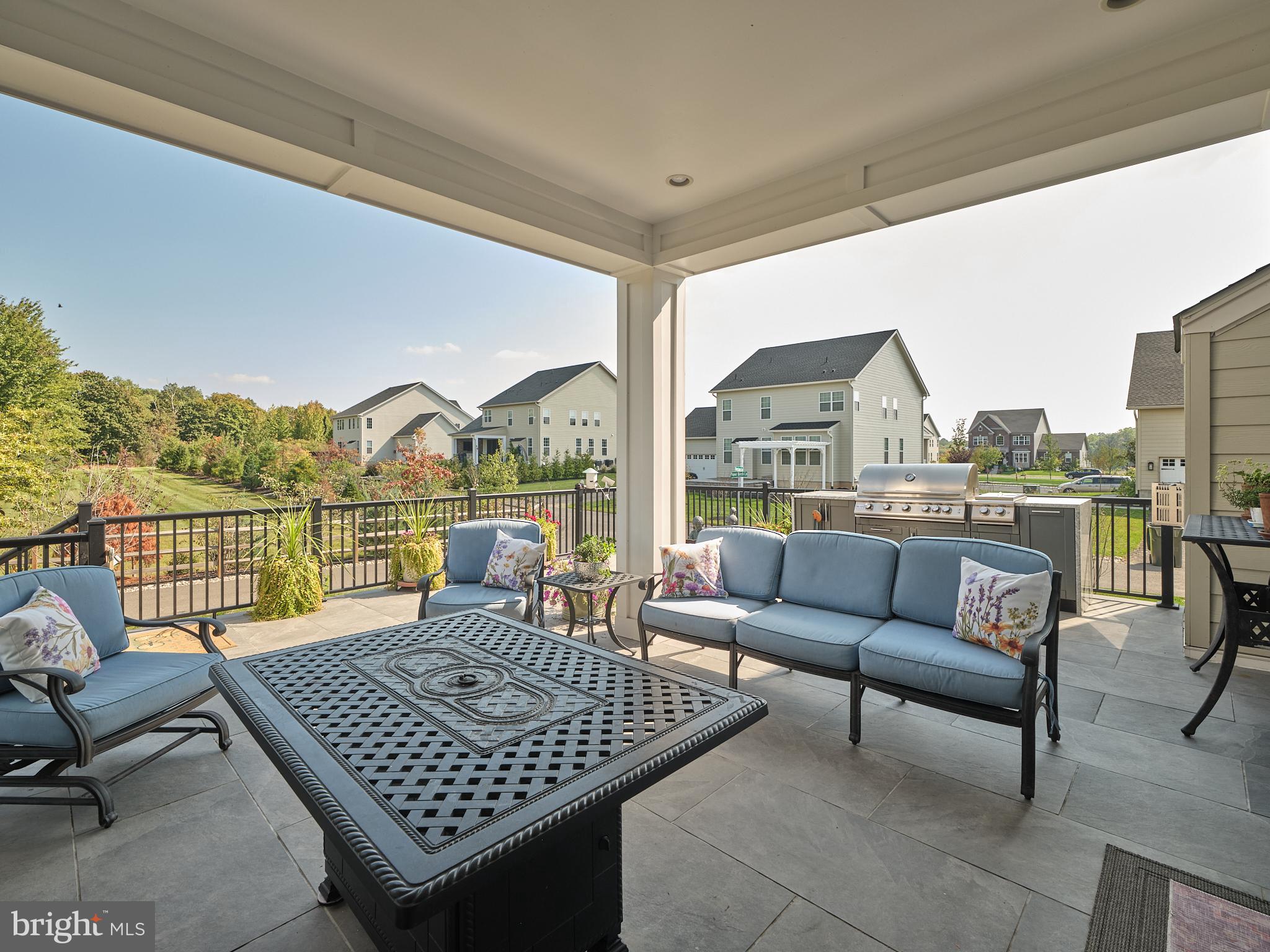 FENTONS CORNER - Residential