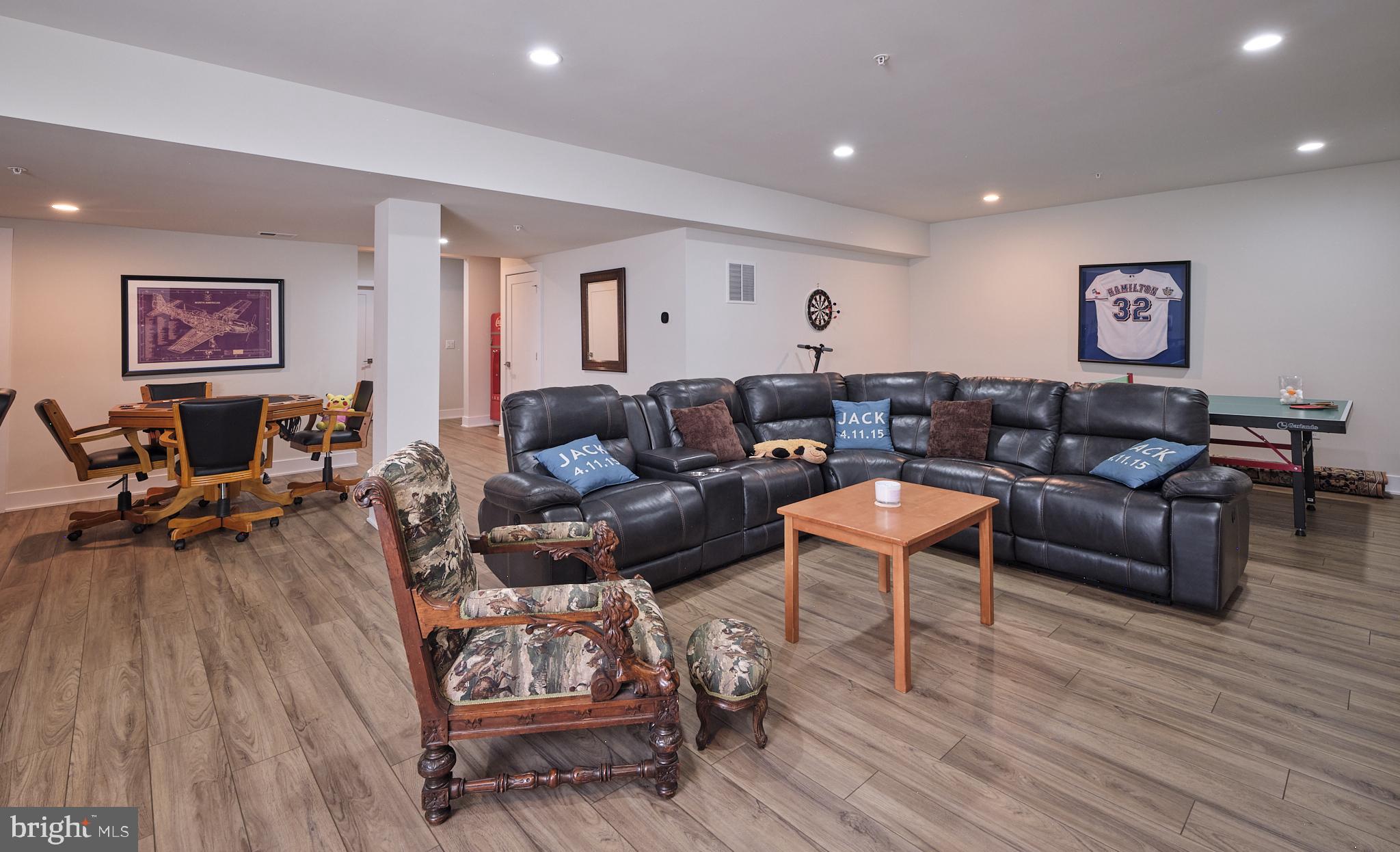 FENTONS CORNER - Residential