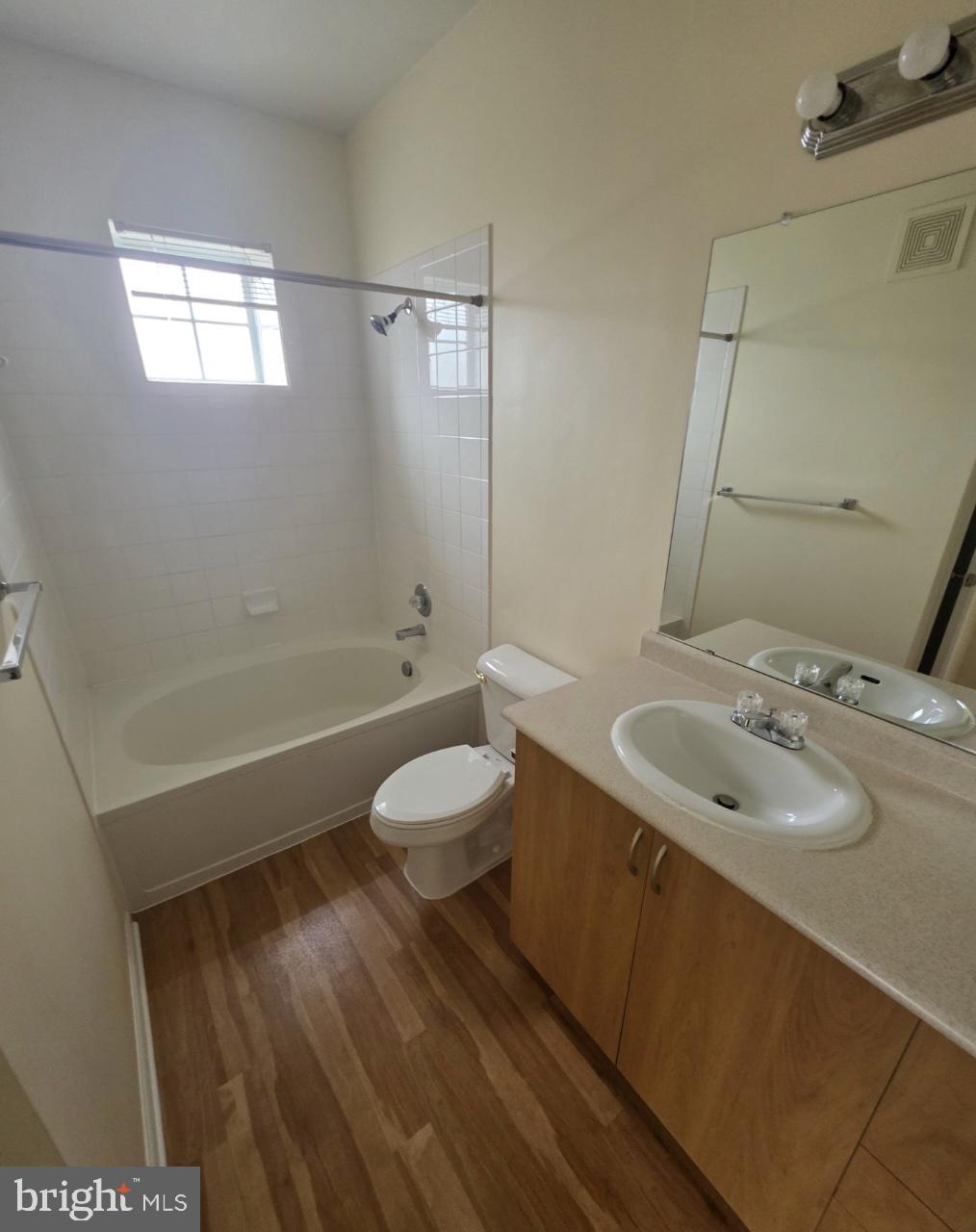 ASHMORE AT GERMANOWN COMMUNITY - Residential