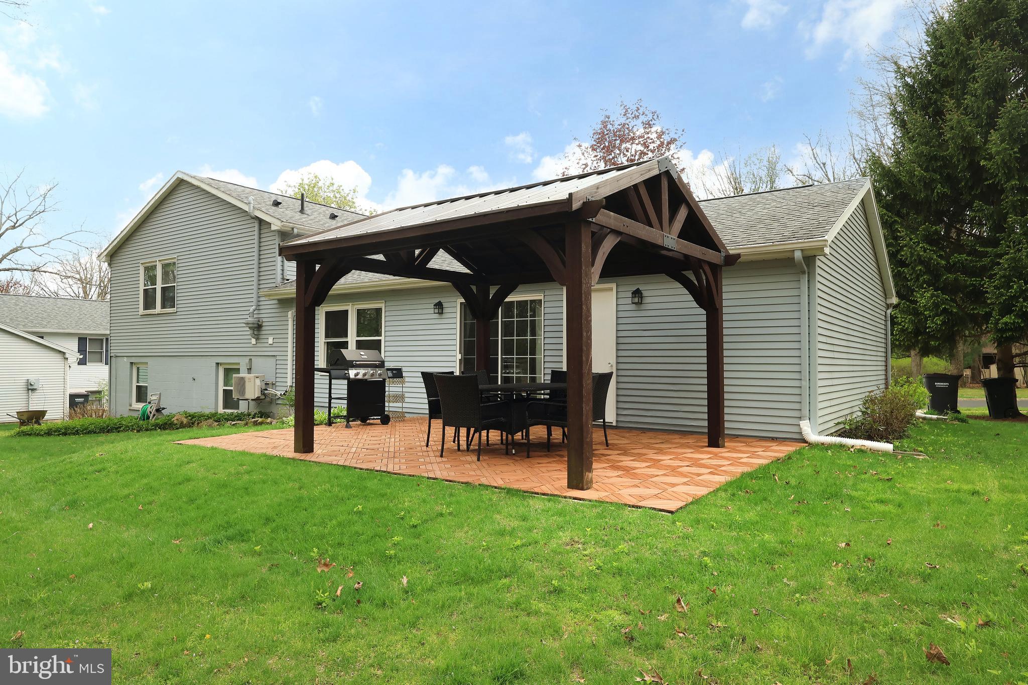 PARK FOREST VILLAGE - Residential