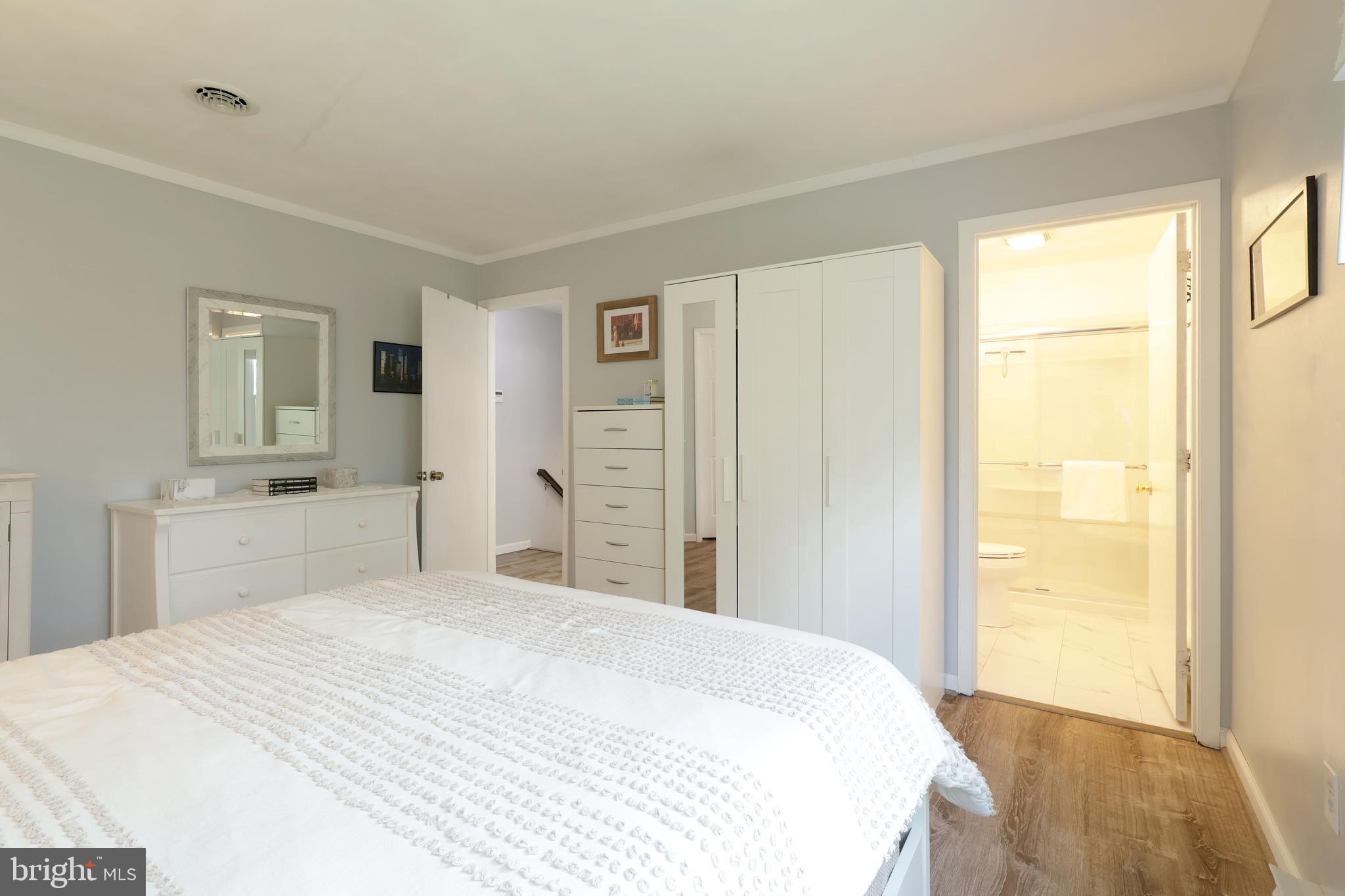 PARK FOREST VILLAGE - Residential