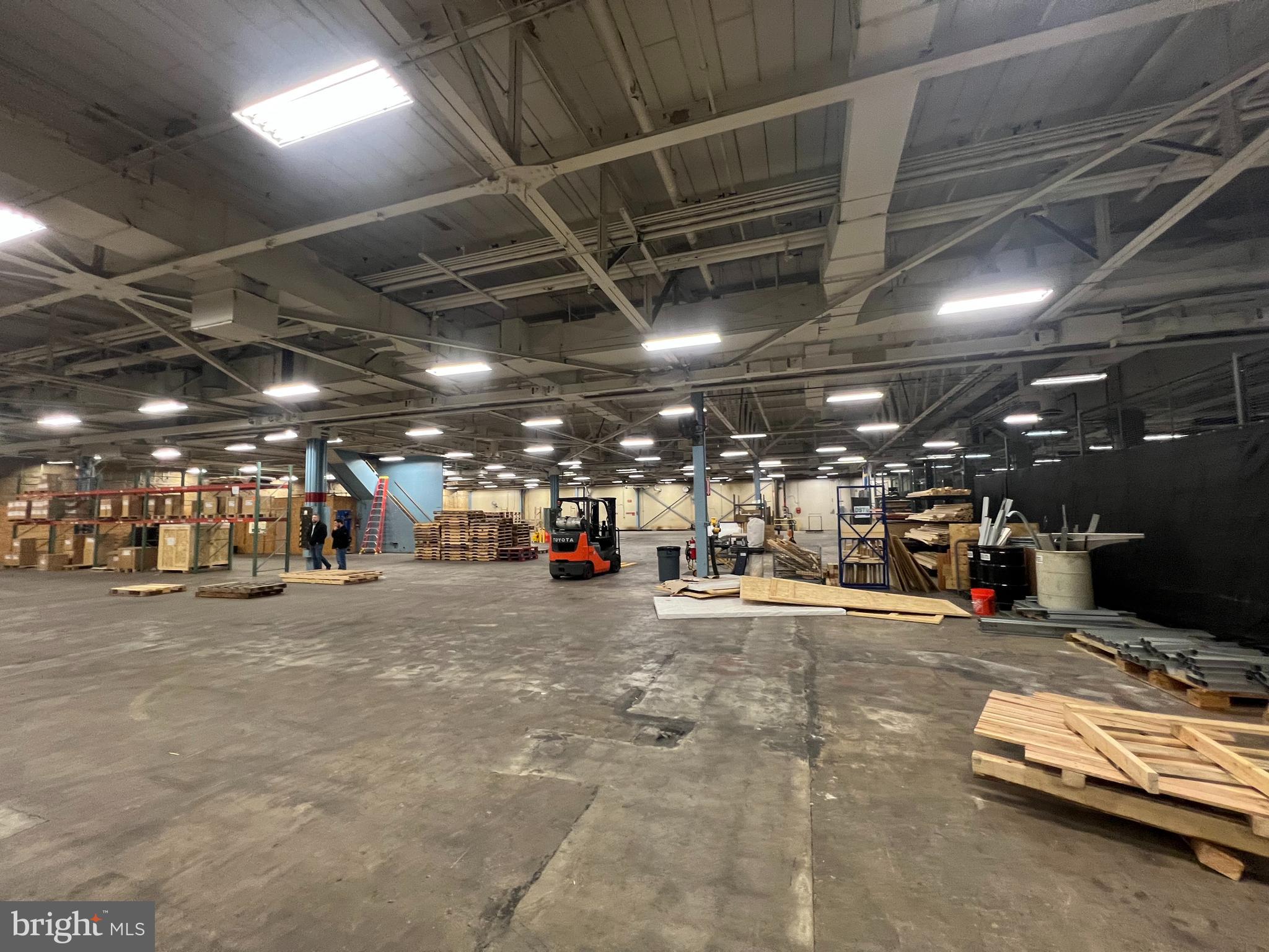 1004 NEW HOLLAND AVENUE BUILDING 2