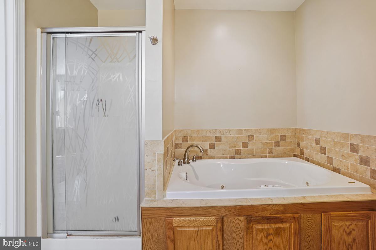 GAILA WOODS - Residential