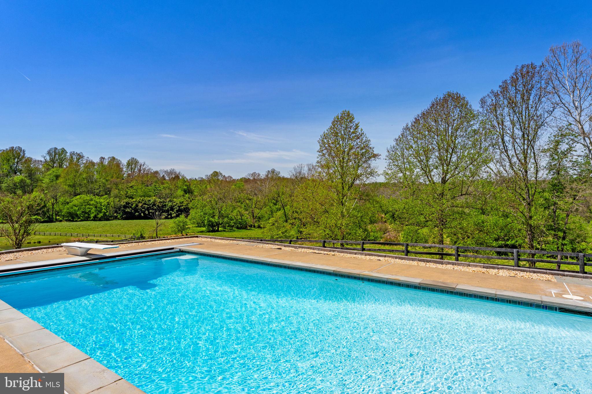 ROLLING GREEN - Residential