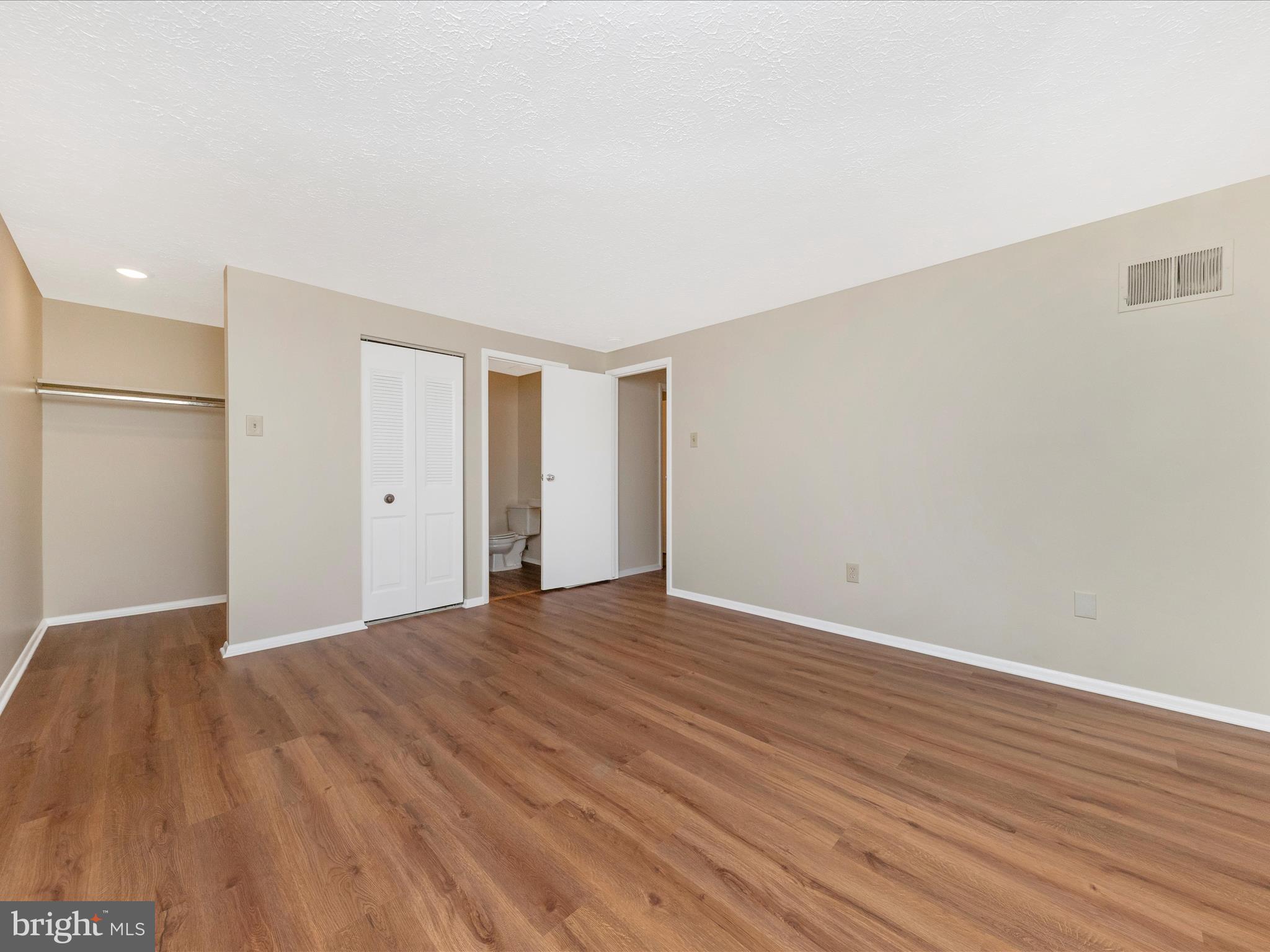 GREENFIELD COMMONS - Residential