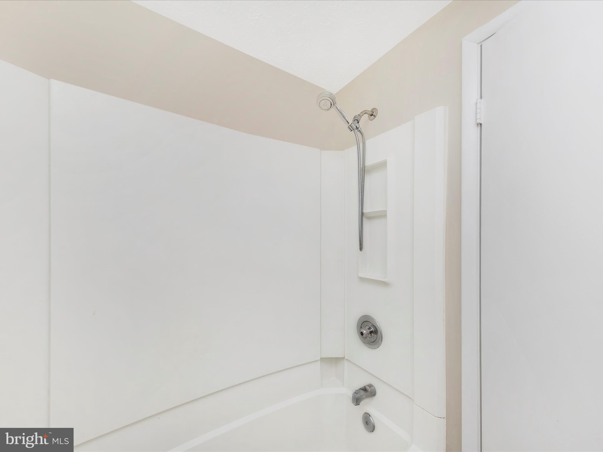 GREENFIELD COMMONS - Residential