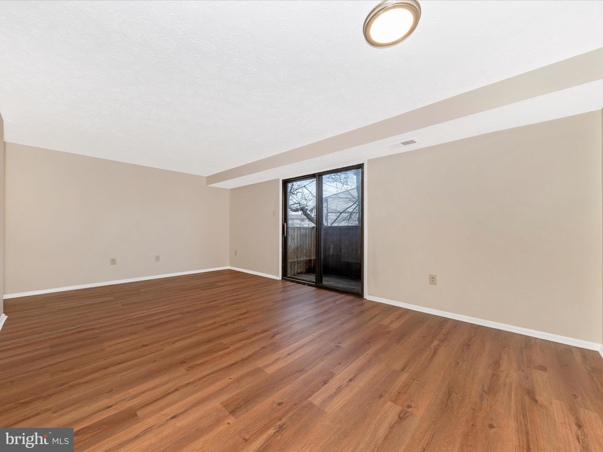 GREENFIELD COMMONS - Residential