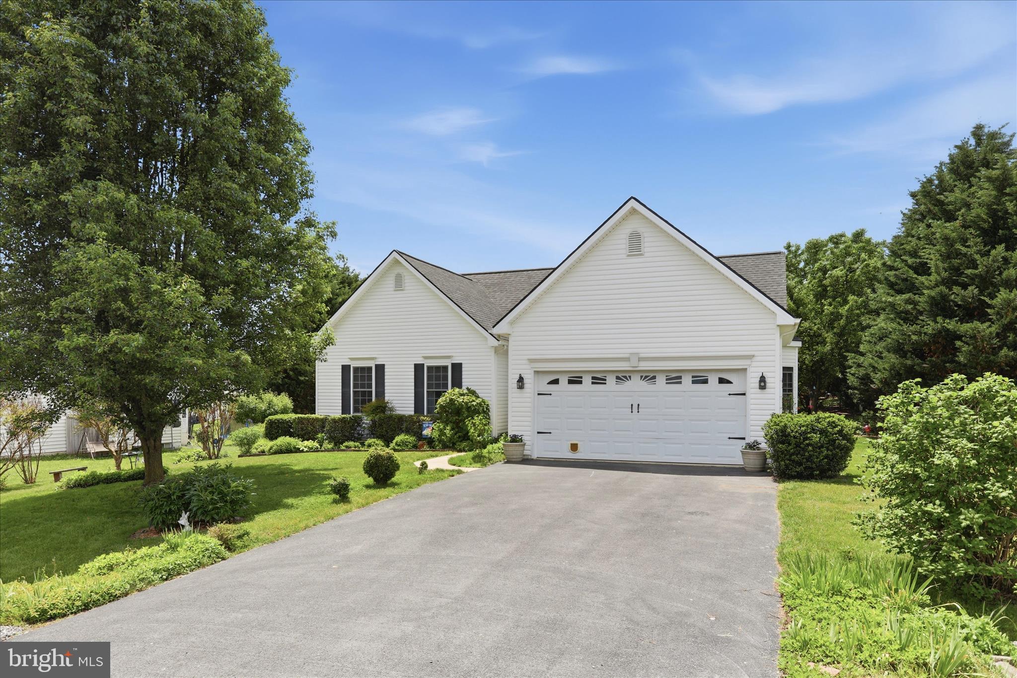 32 LEFEVRE LANE