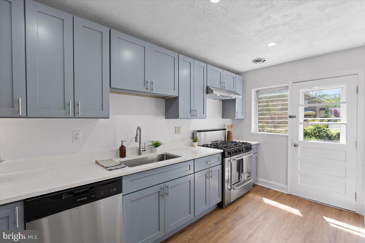 WESTGATE - Residential