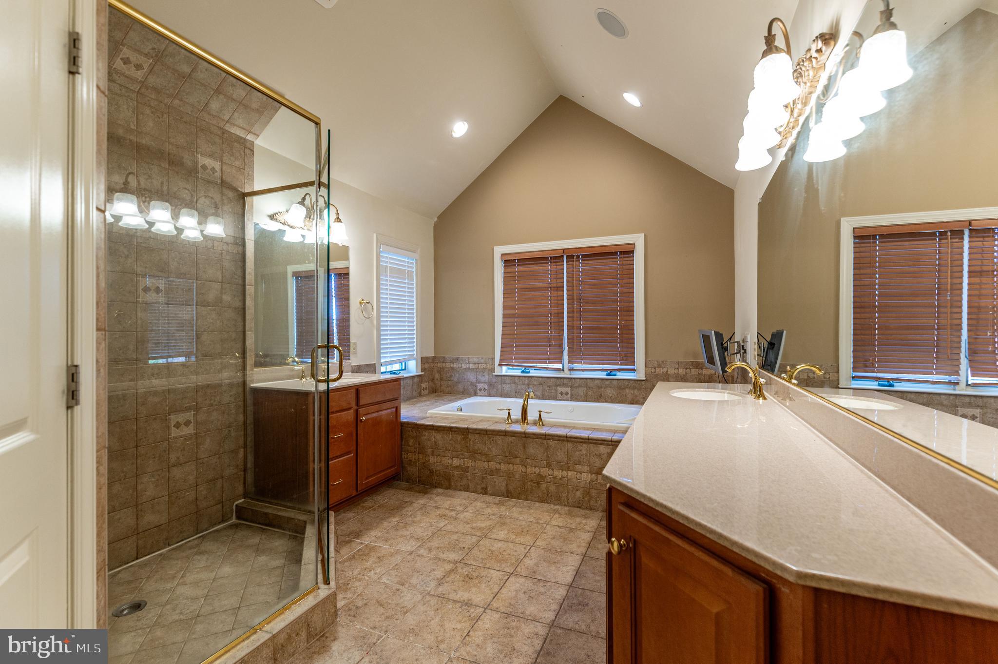 PARKVIEW ESTATES - Residential