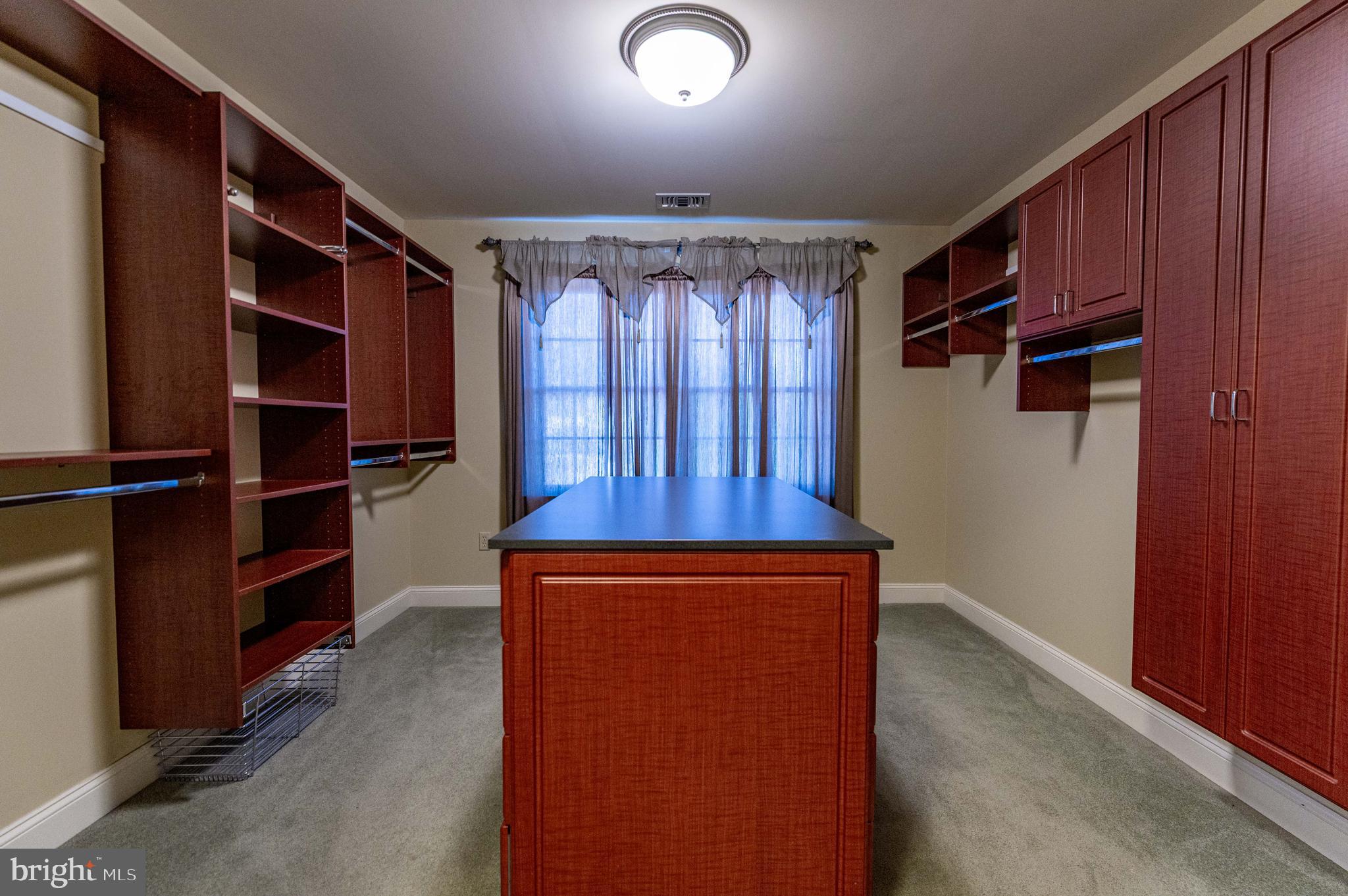 PARKVIEW ESTATES - Residential