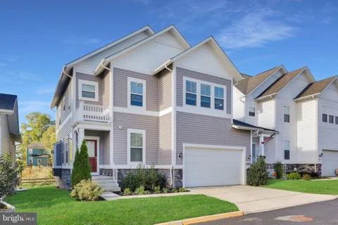 MLS: VALO2138144